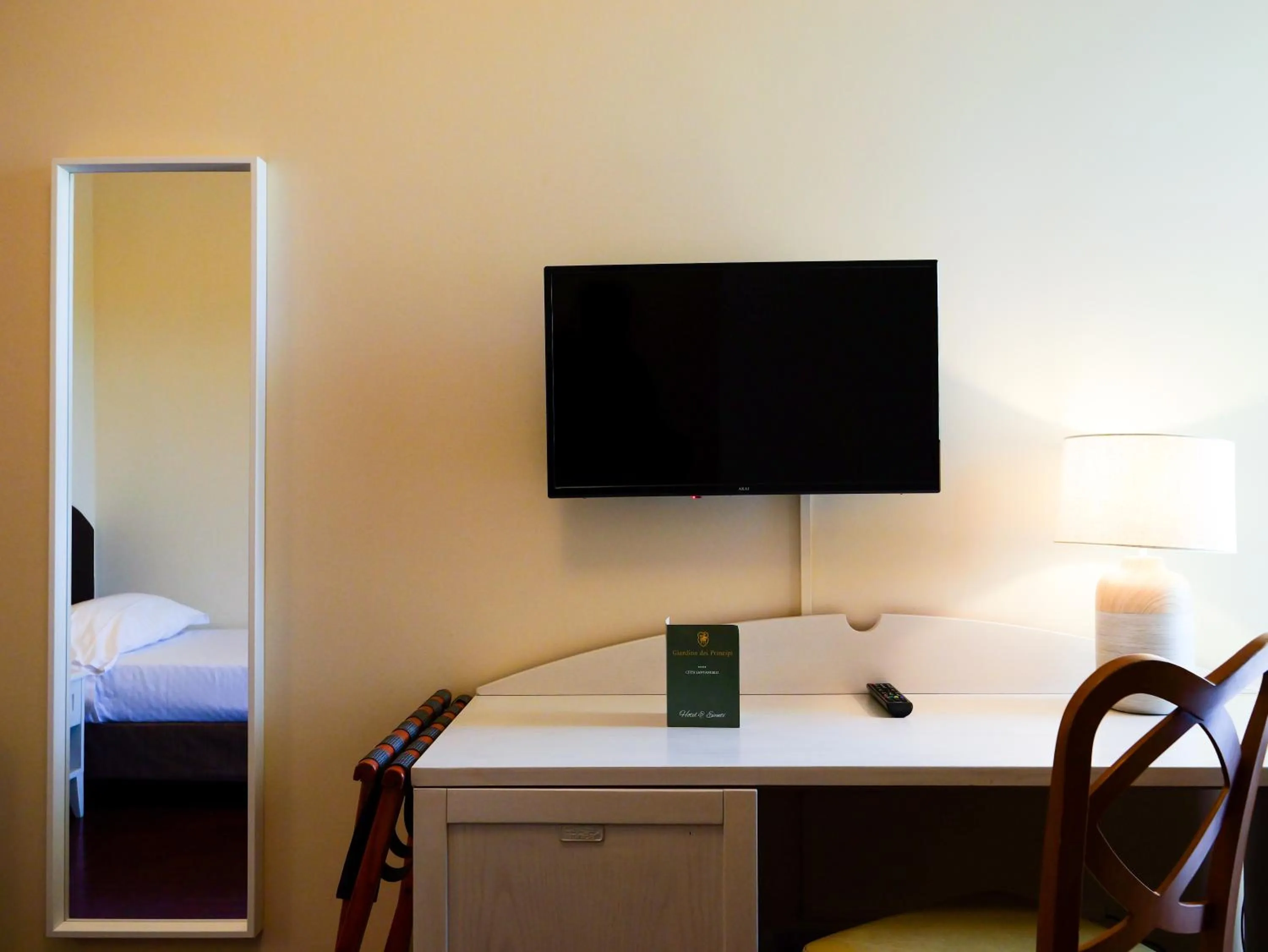 TV and multimedia, Bed in Giardino Dei Principi d'Abruzzo