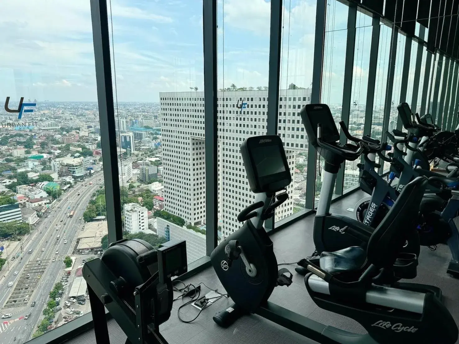 Fitness centre/facilities in The Quarter Ratchayothin by UHG Fitness centre/facilities in The Quarter Ratchayothin by UHG