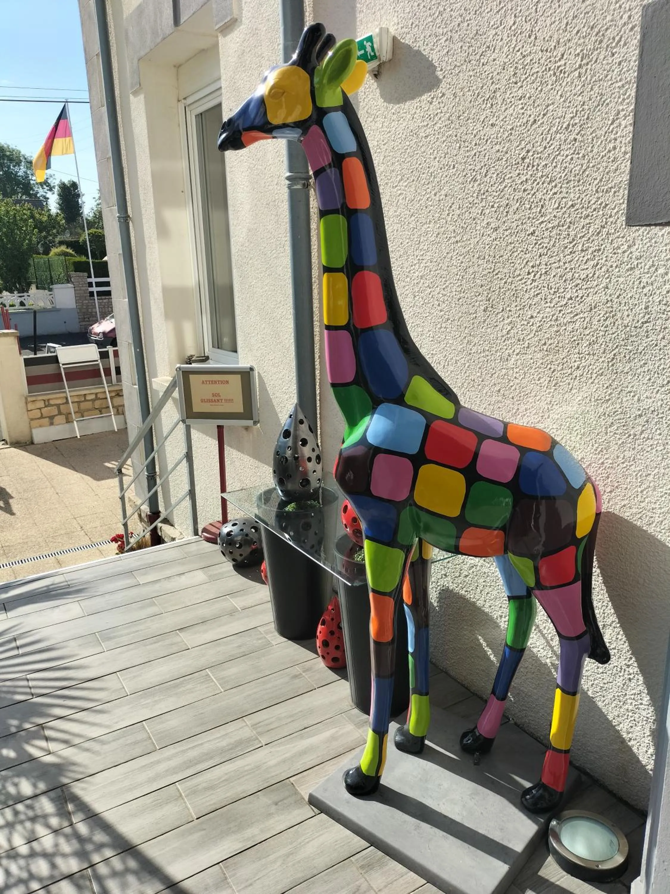 HÔTEL Le 6 3 Home PORT EN BESSIN Parking privé gratuit