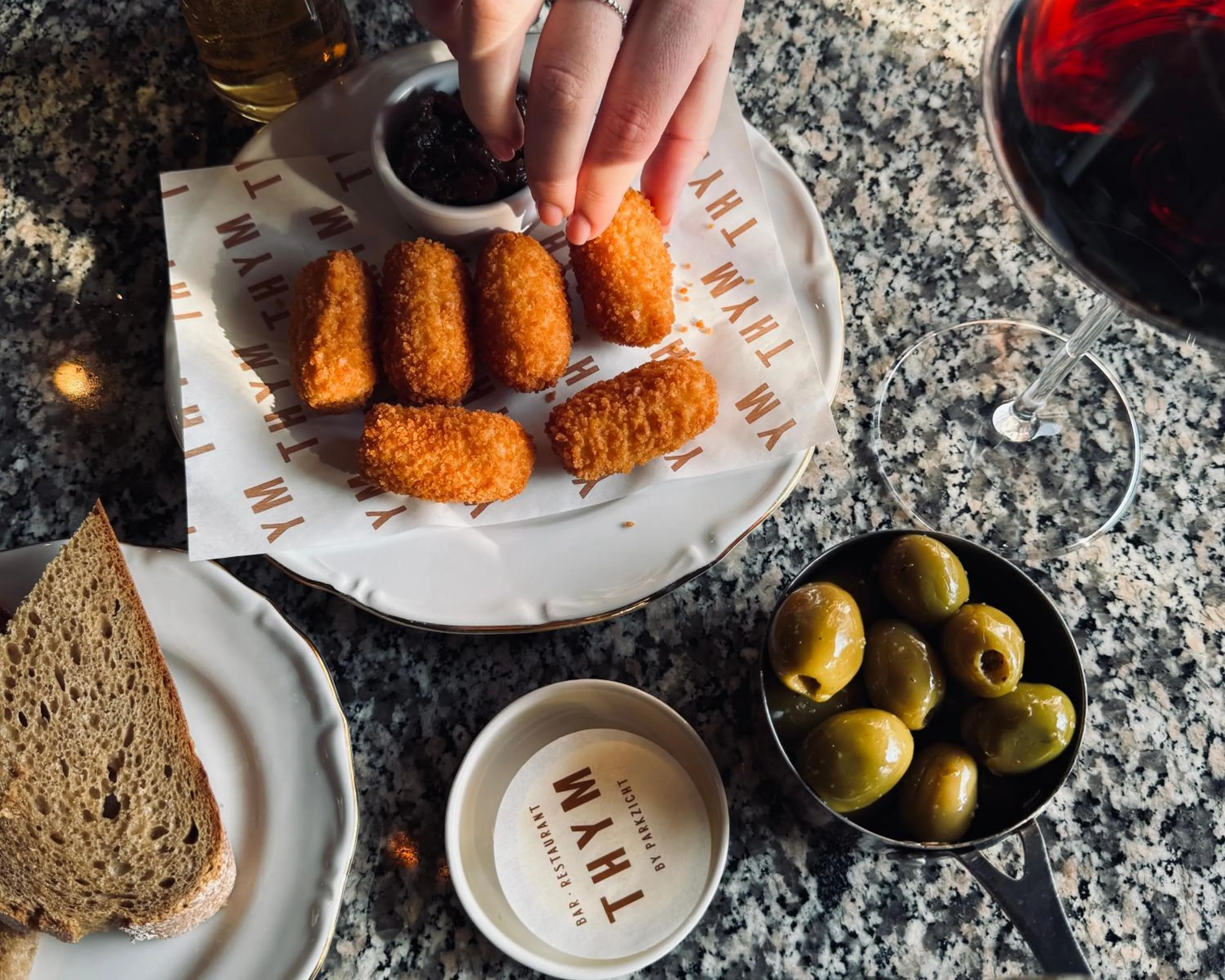 Restaurant/places to eat in Hotel Parkzicht Eindhoven