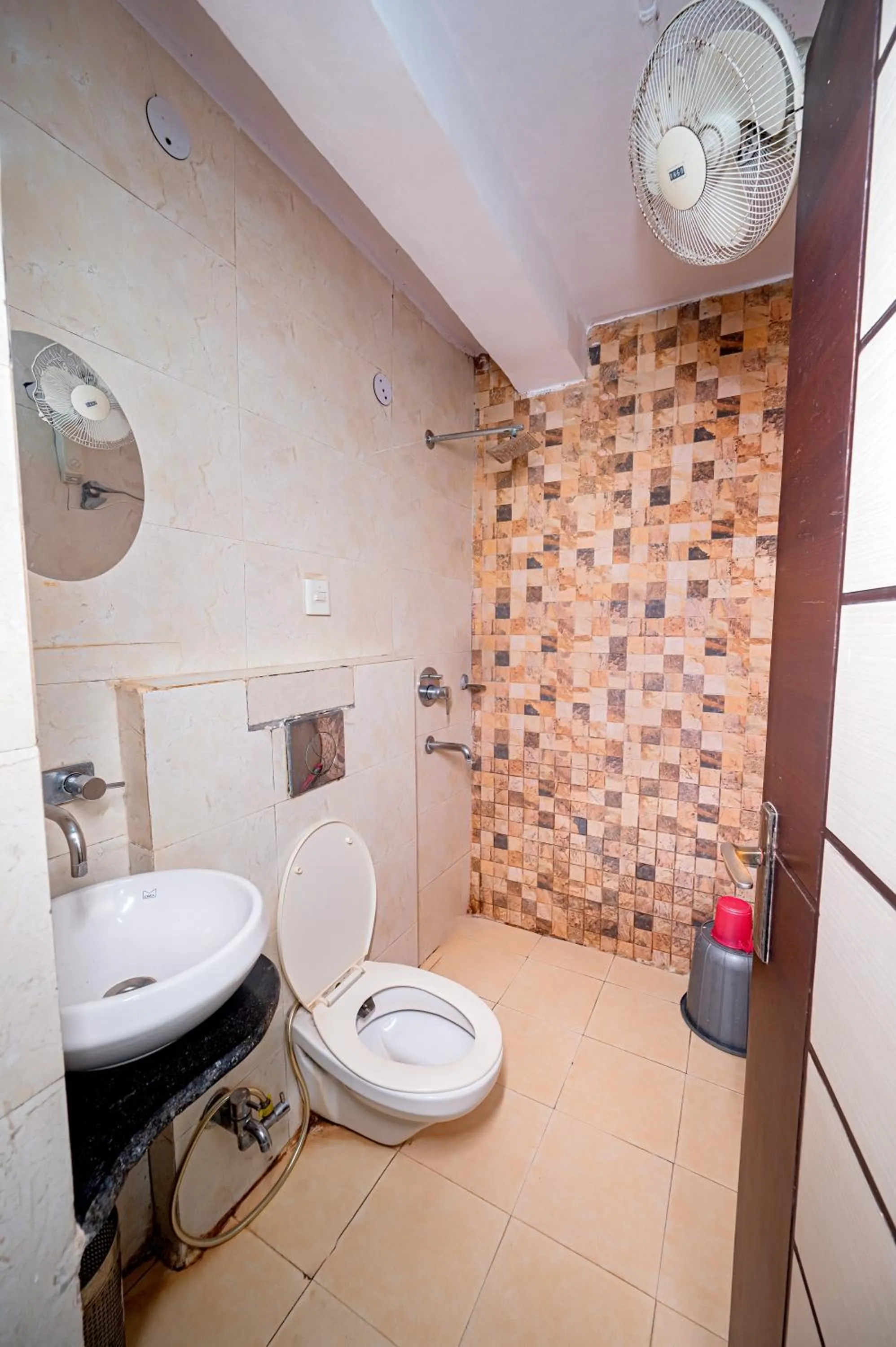 Bathroom in Hotel Pearl