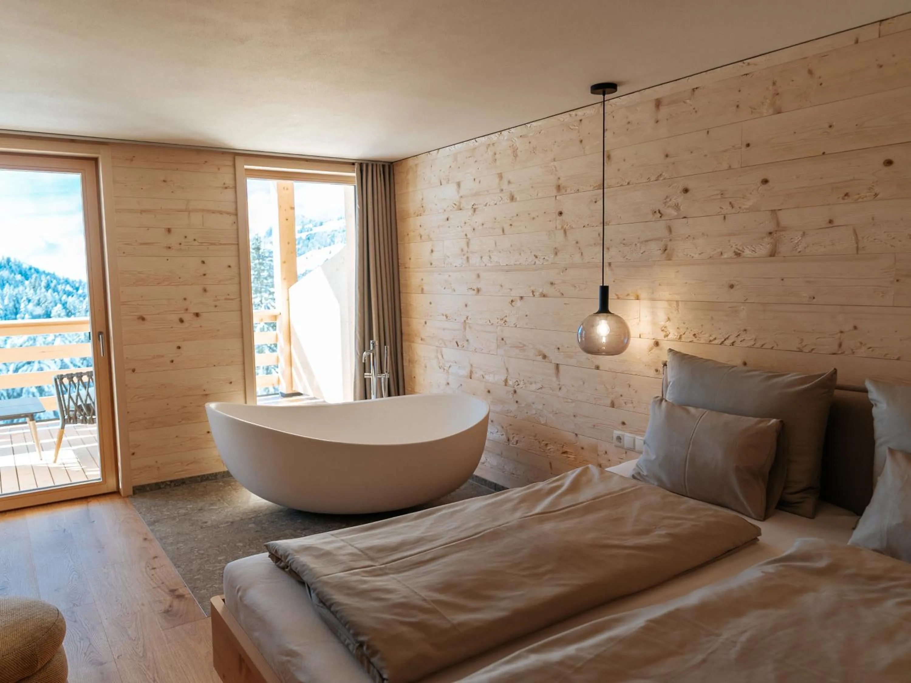 Bed in Berghotel Wald&Wiesn