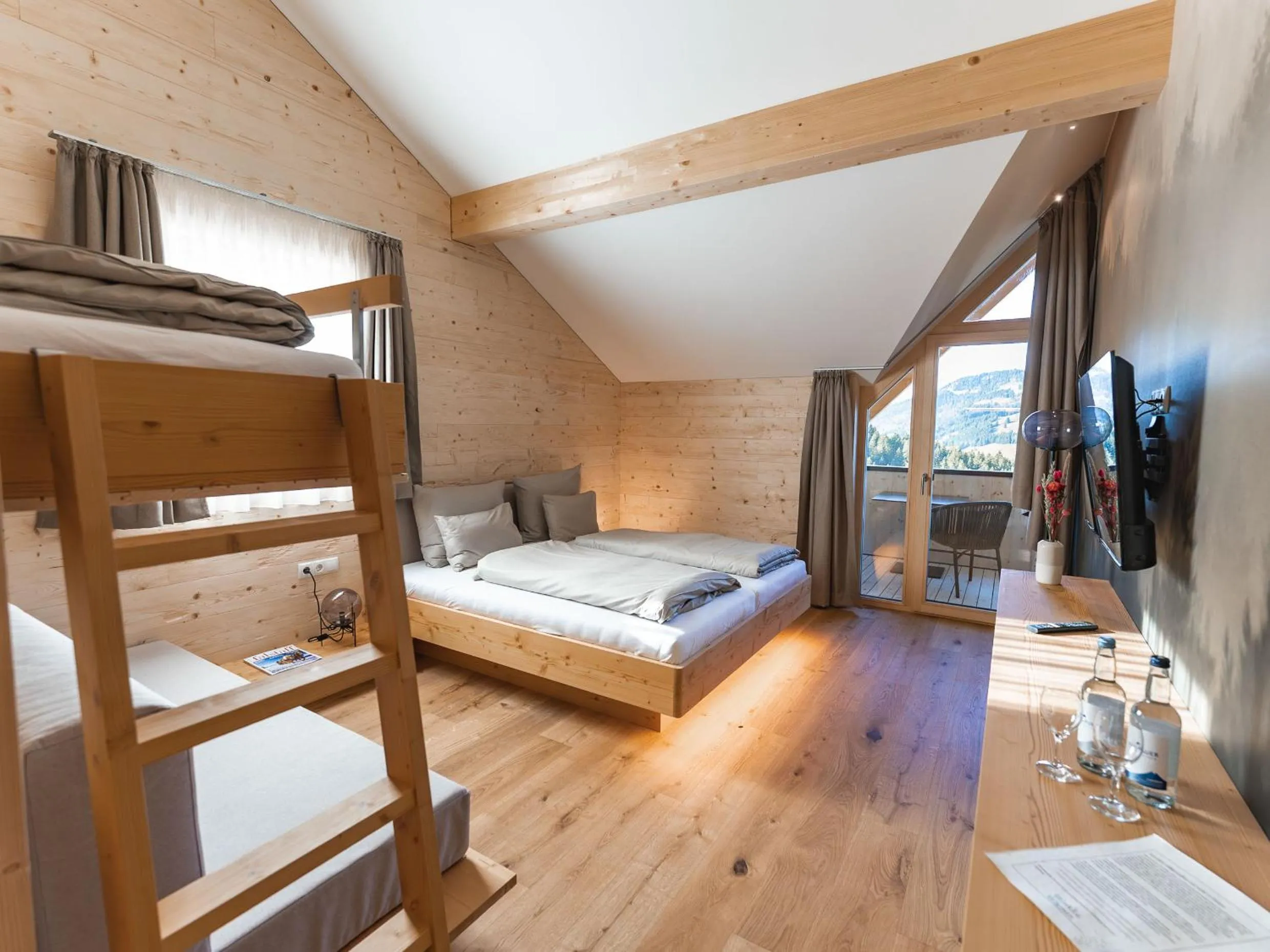 Bed in Berghotel Wald&Wiesn