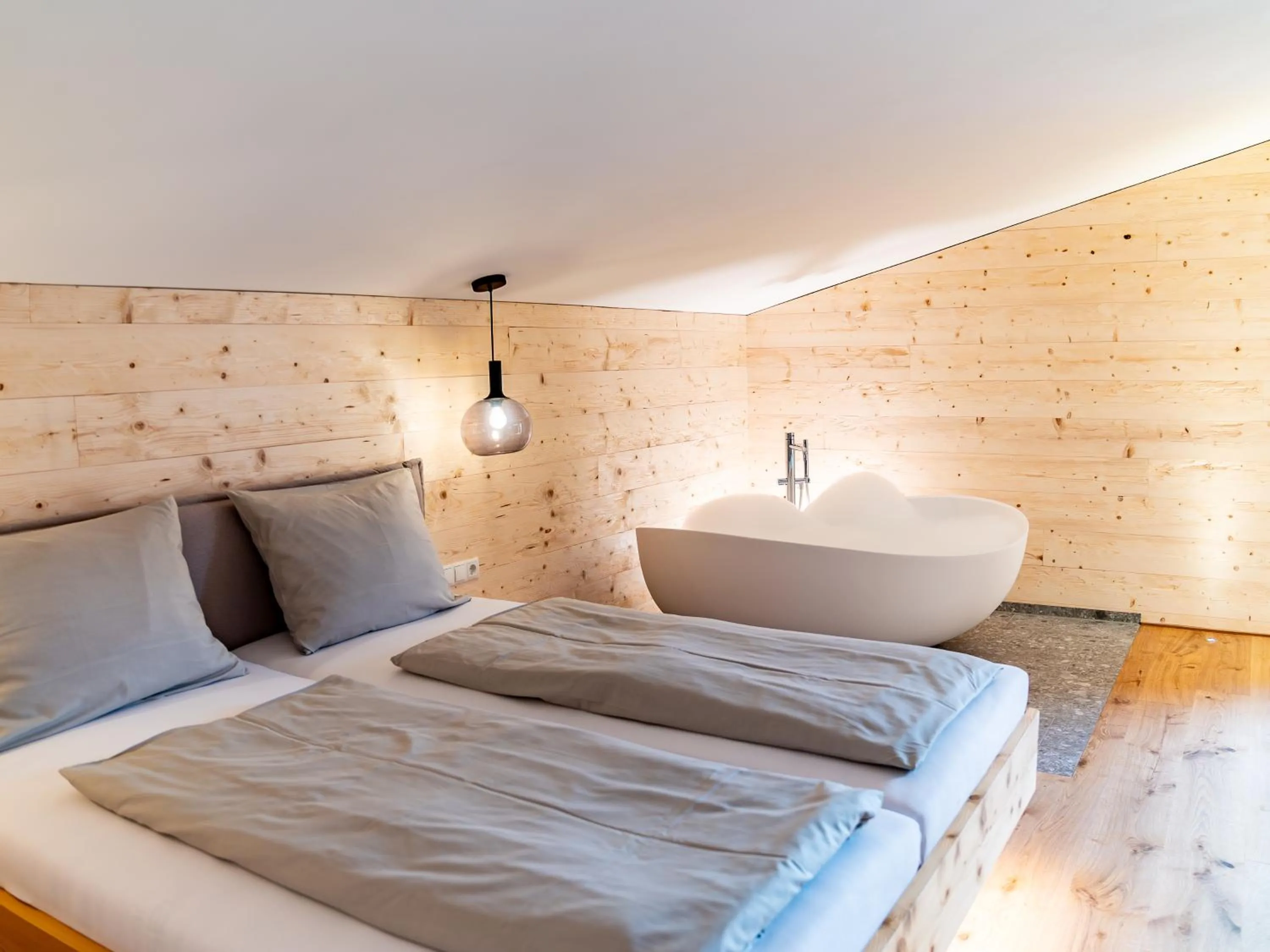 Bed in Berghotel Wald&Wiesn