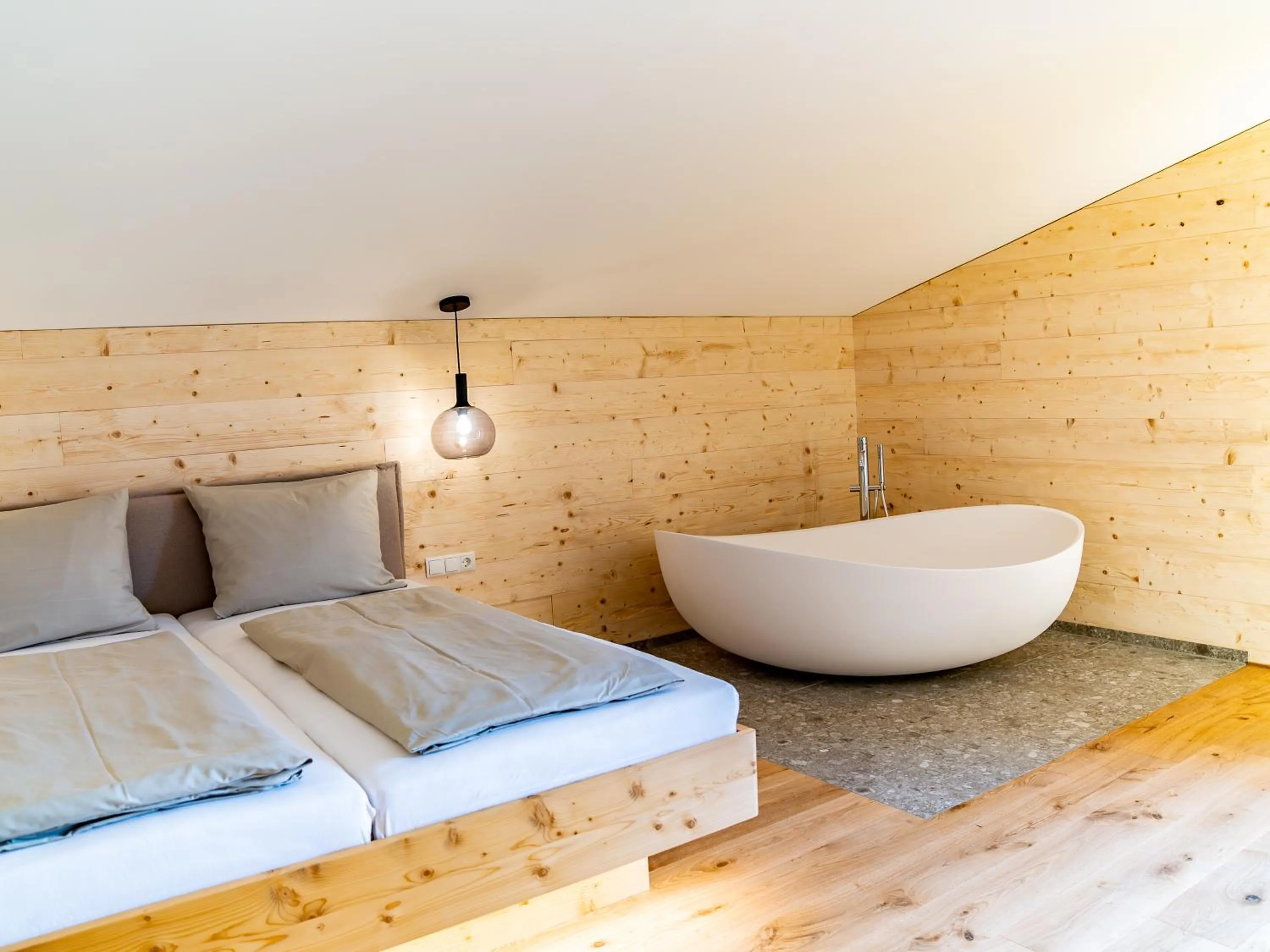 Bed in Berghotel Wald&Wiesn