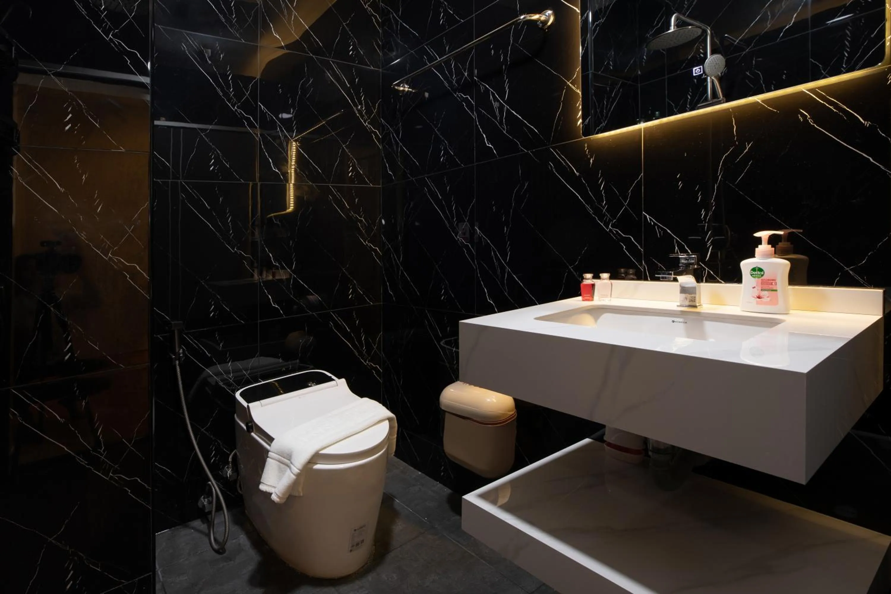 Shower in Tuna Boutique Hotel Patong