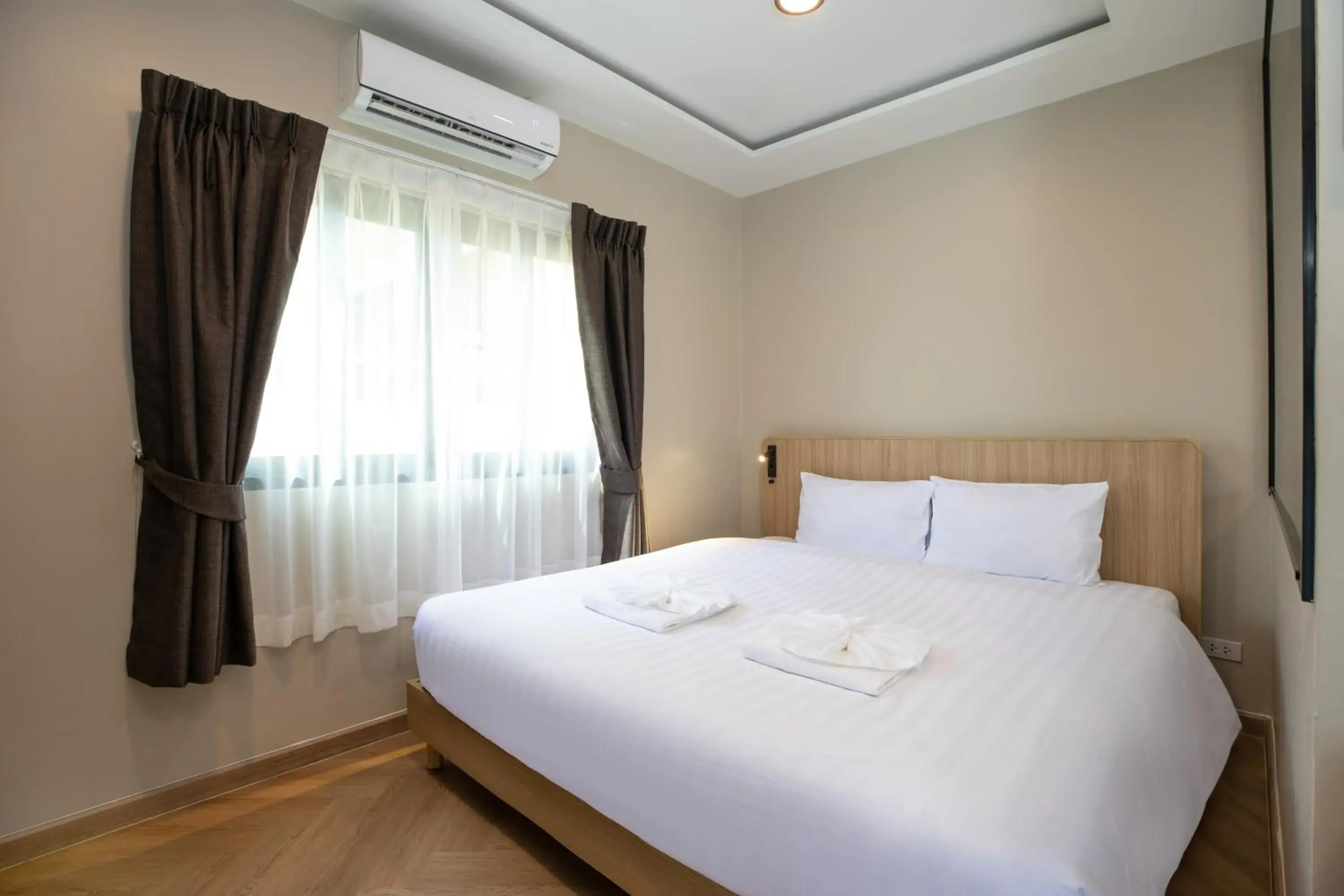 Bedroom, Bed in Tuna Boutique Hotel Patong Bedroom, Bed in Tuna Boutique Hotel Patong