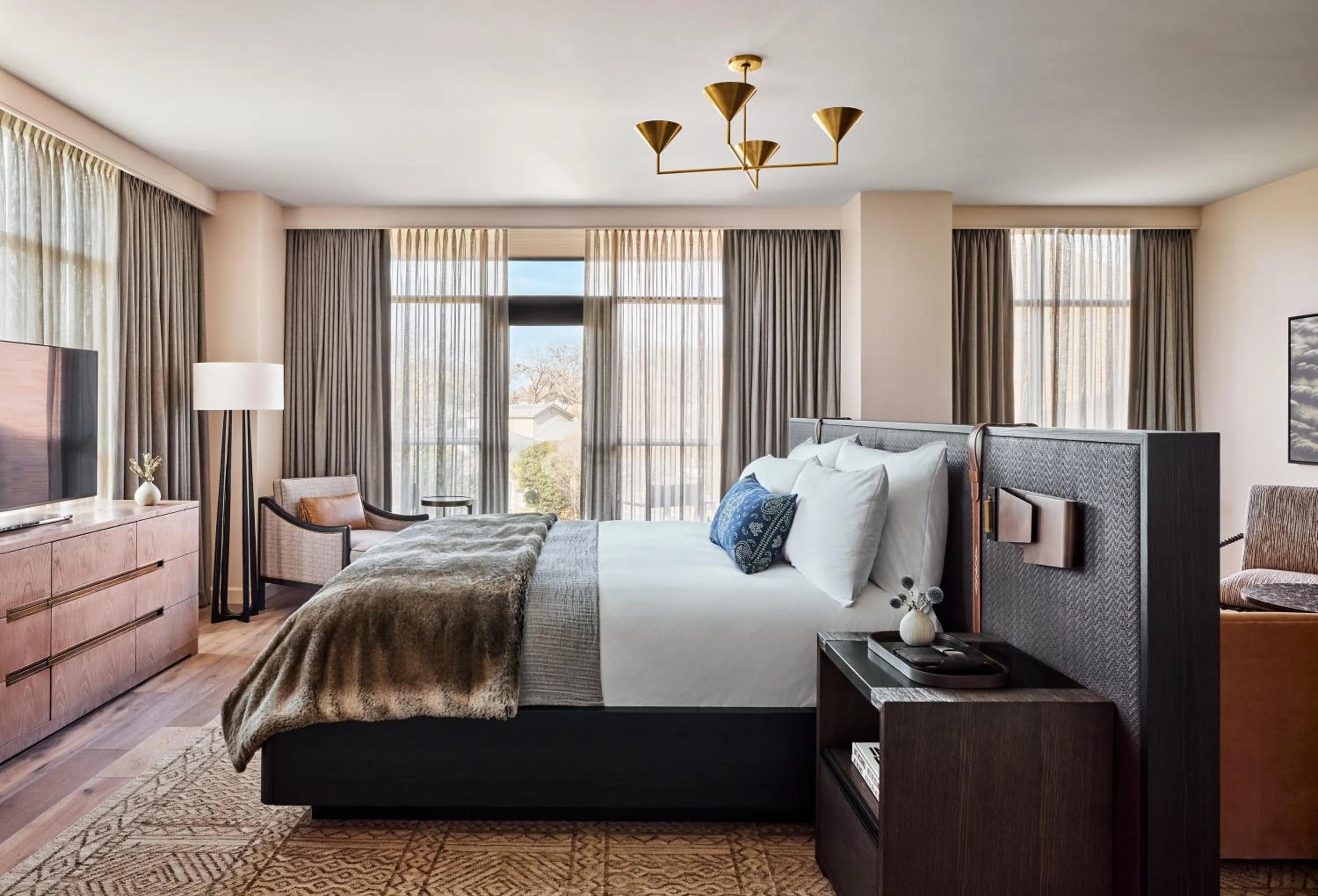 Bedroom, Bed in Bowie House, Auberge Collection