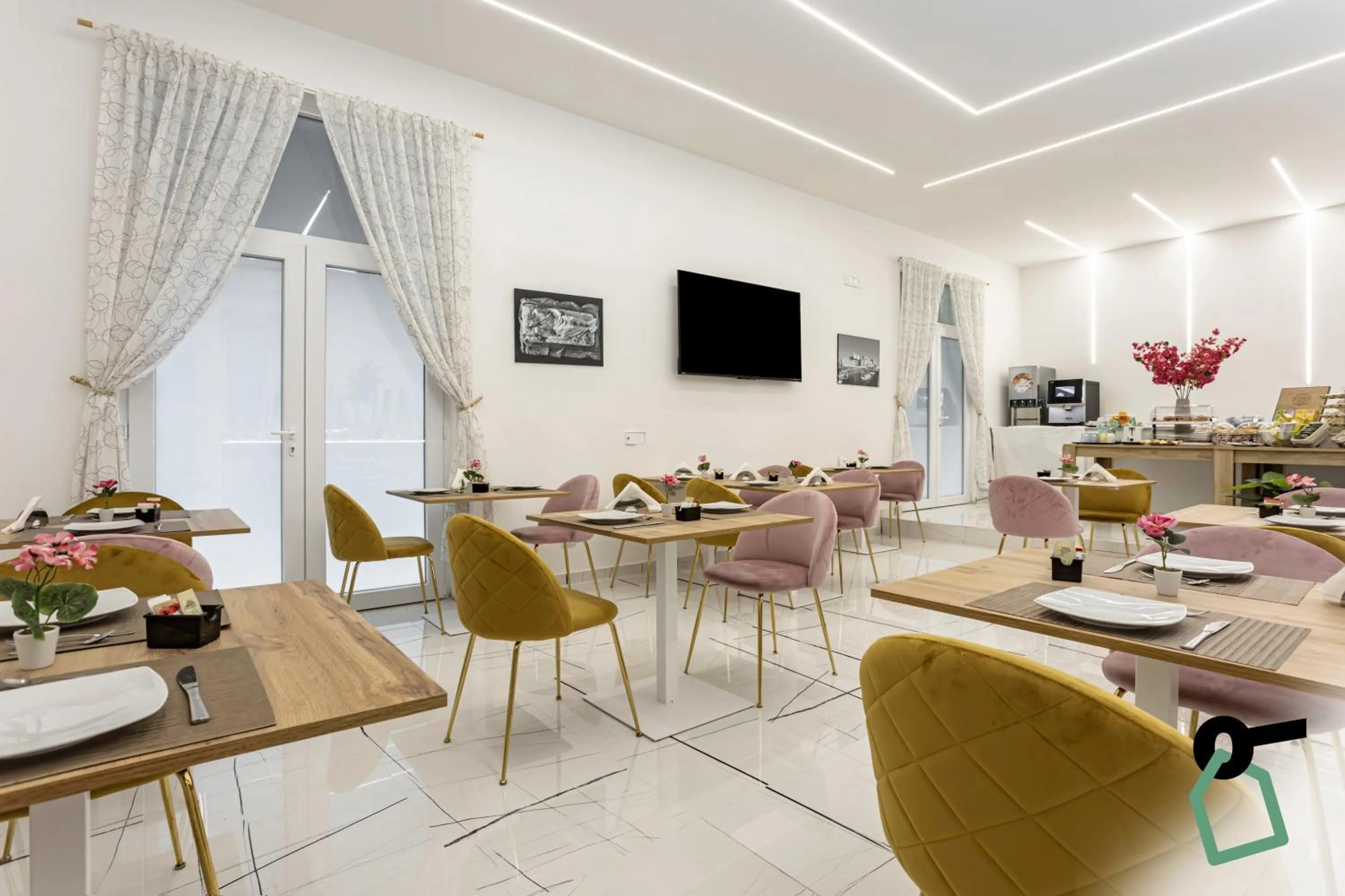 Restaurant/places to eat in Hotiday Room Collection - Napoli Sant'Arcangelo