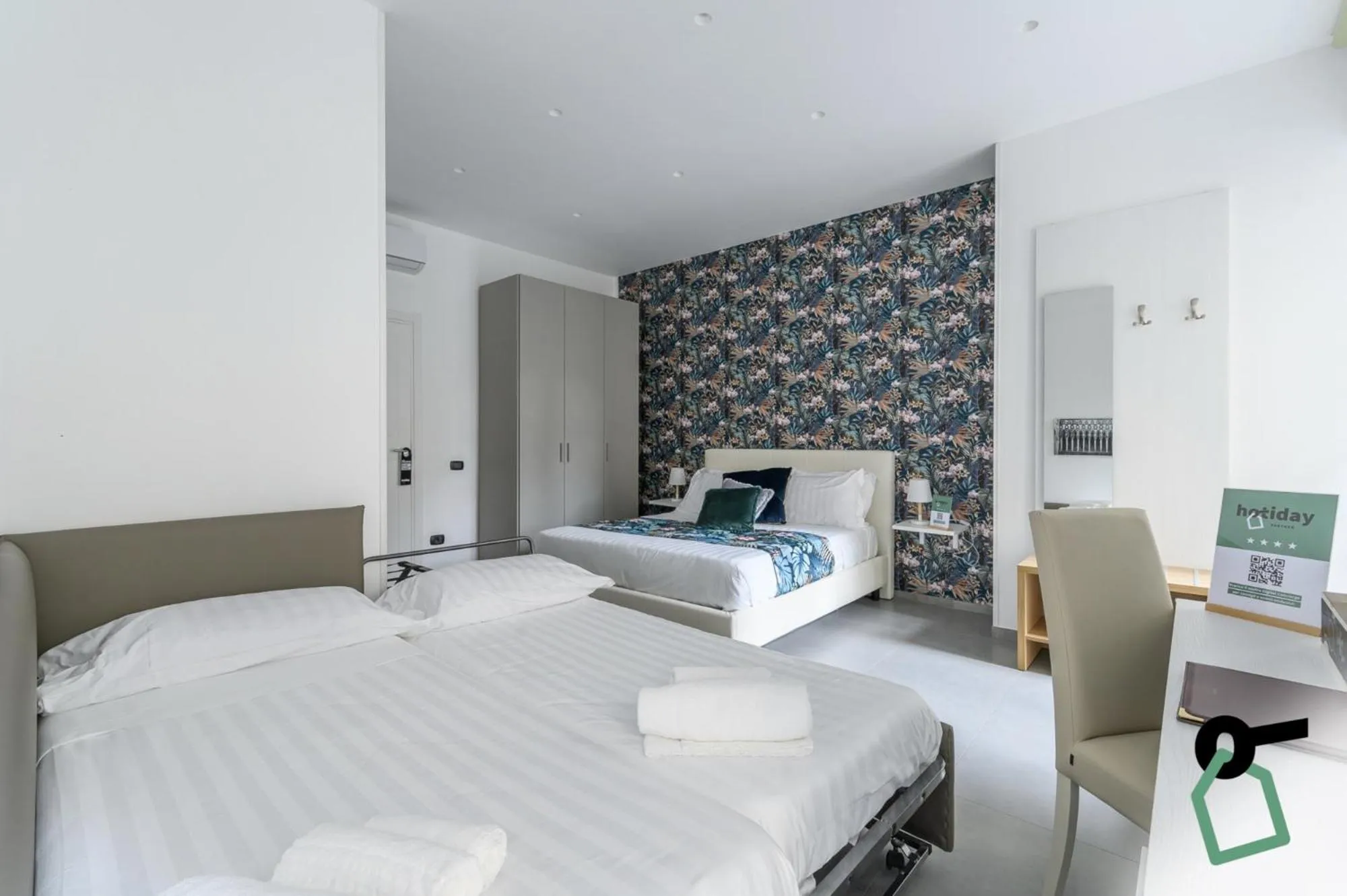 Bedroom, Bed in Hotiday Room Collection - Napoli Sant'Arcangelo