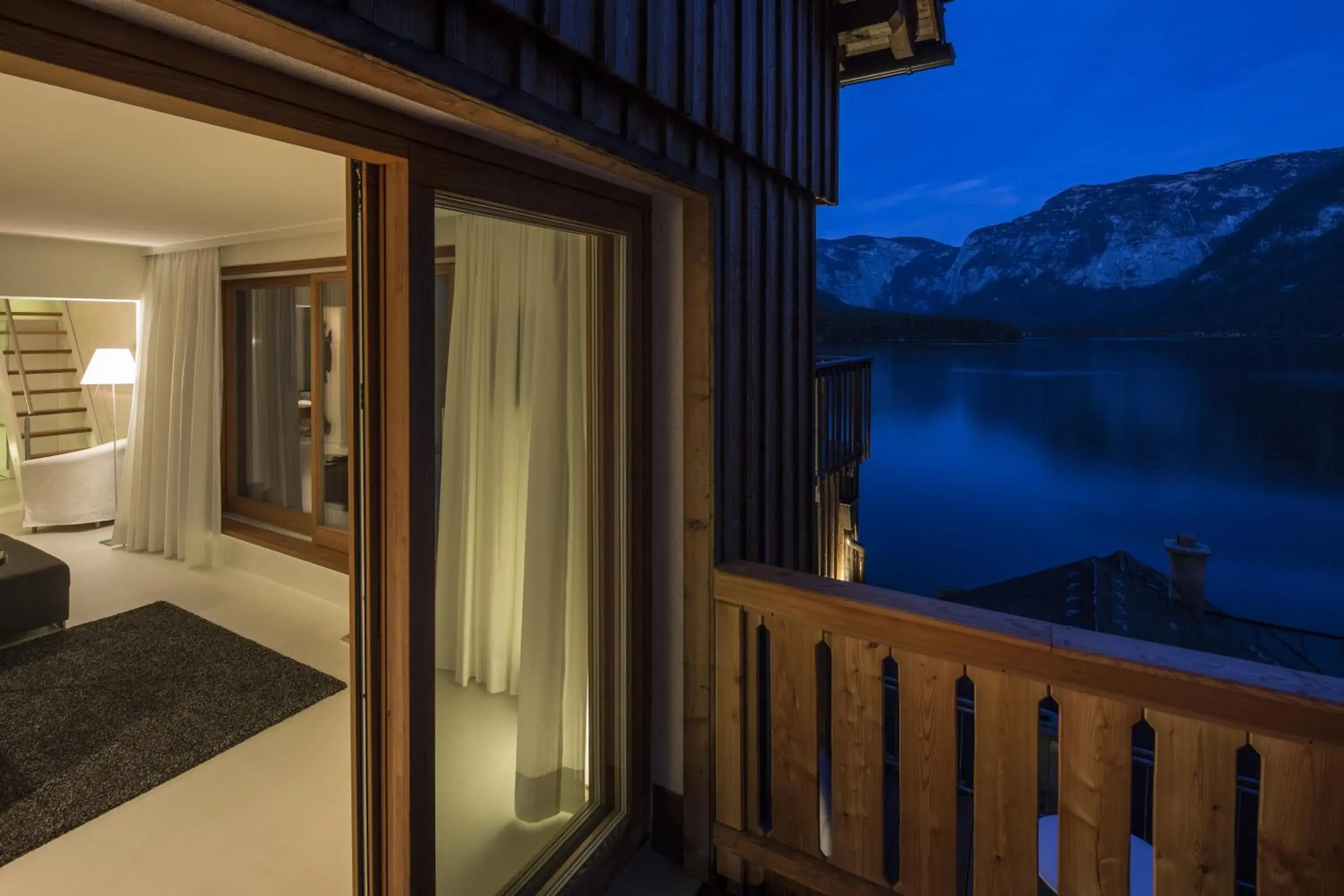 Penthouse Suite with Lake View in Hallstatt Hideaway - Adults only Penthouse Suite with Lake View in Hallstatt Hideaway - Adults only