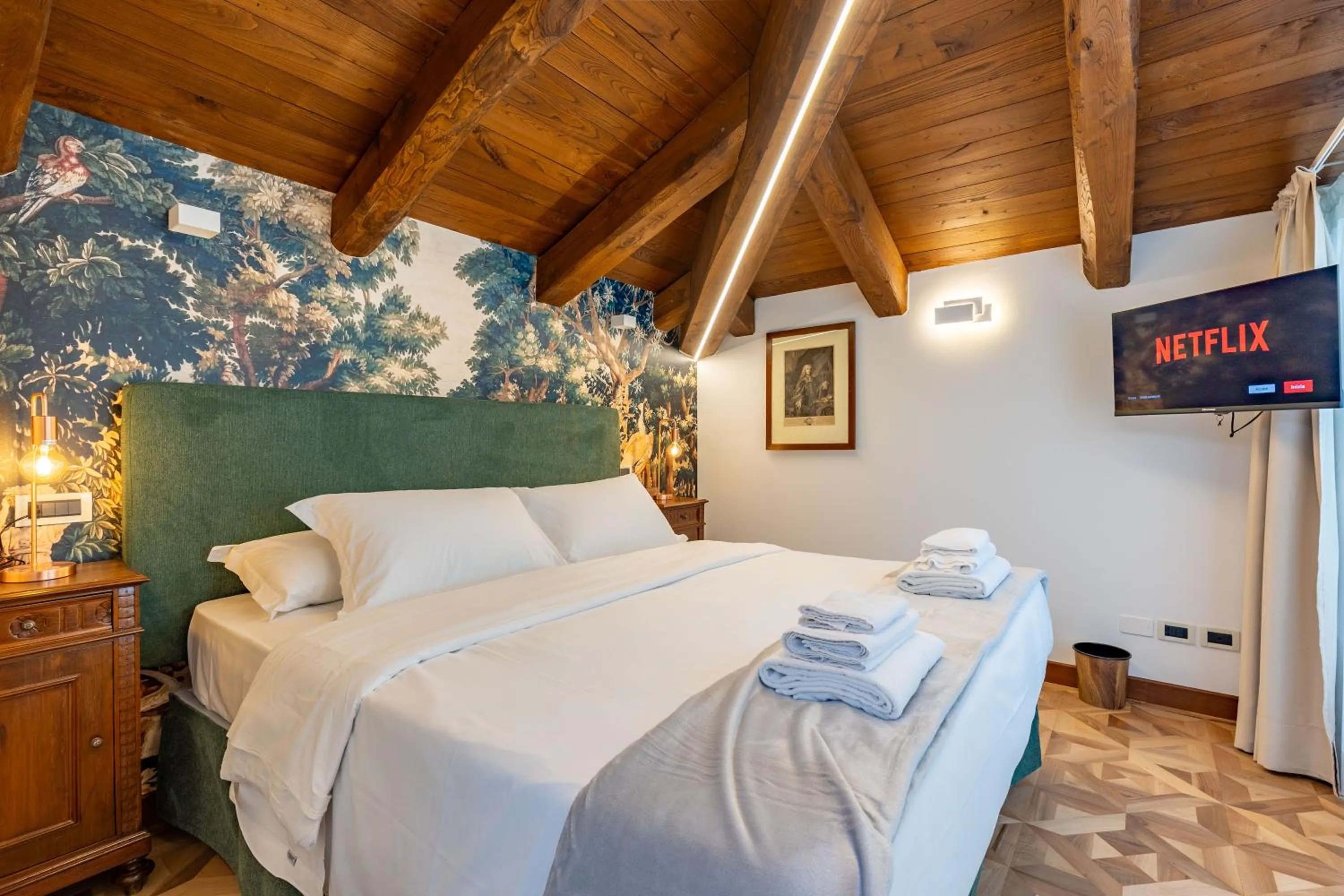 Bed in BolognaRoomscom - Villa Bottrigari