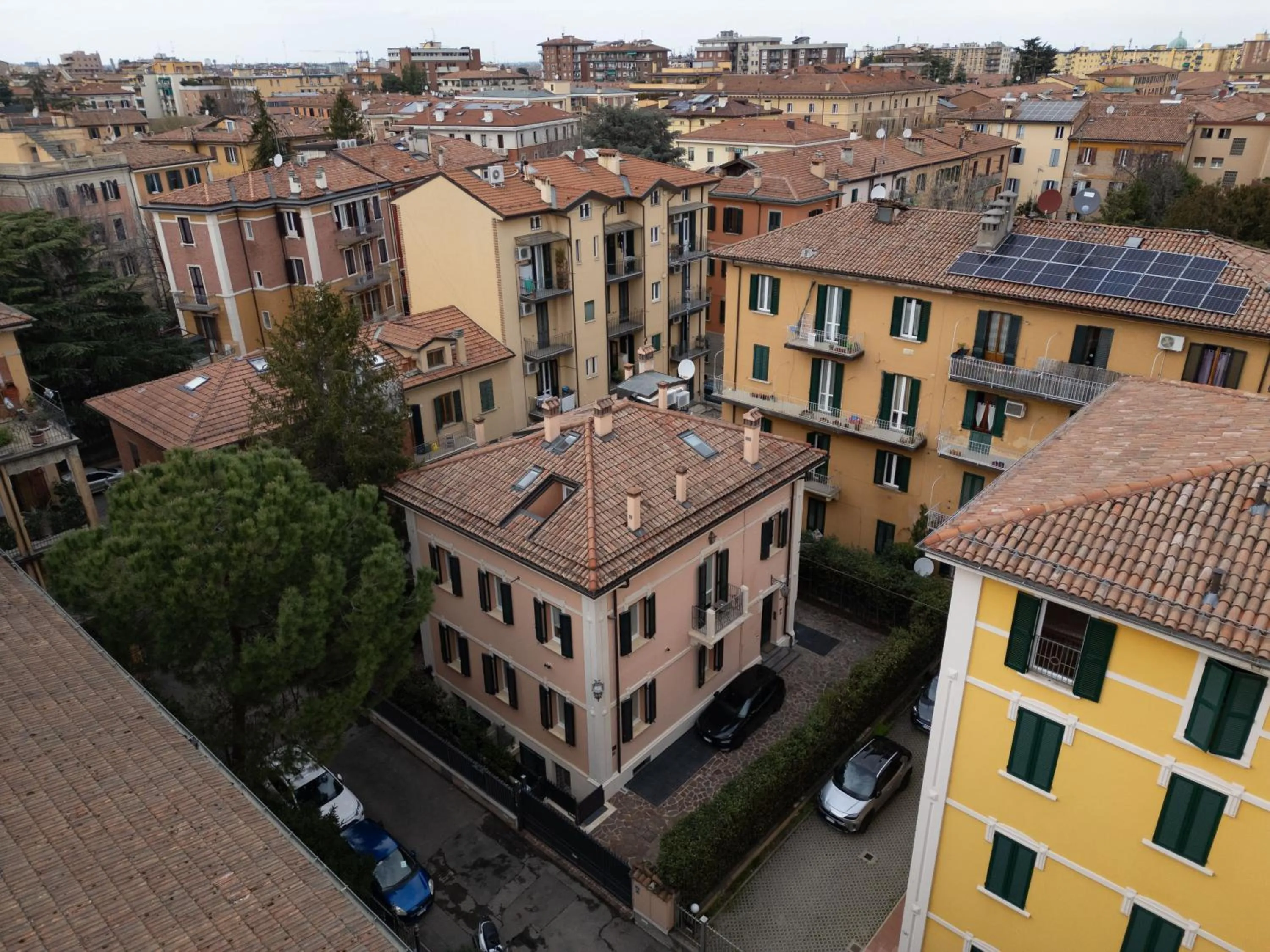 Bird's eye view in BolognaRoomscom - Villa Bottrigari