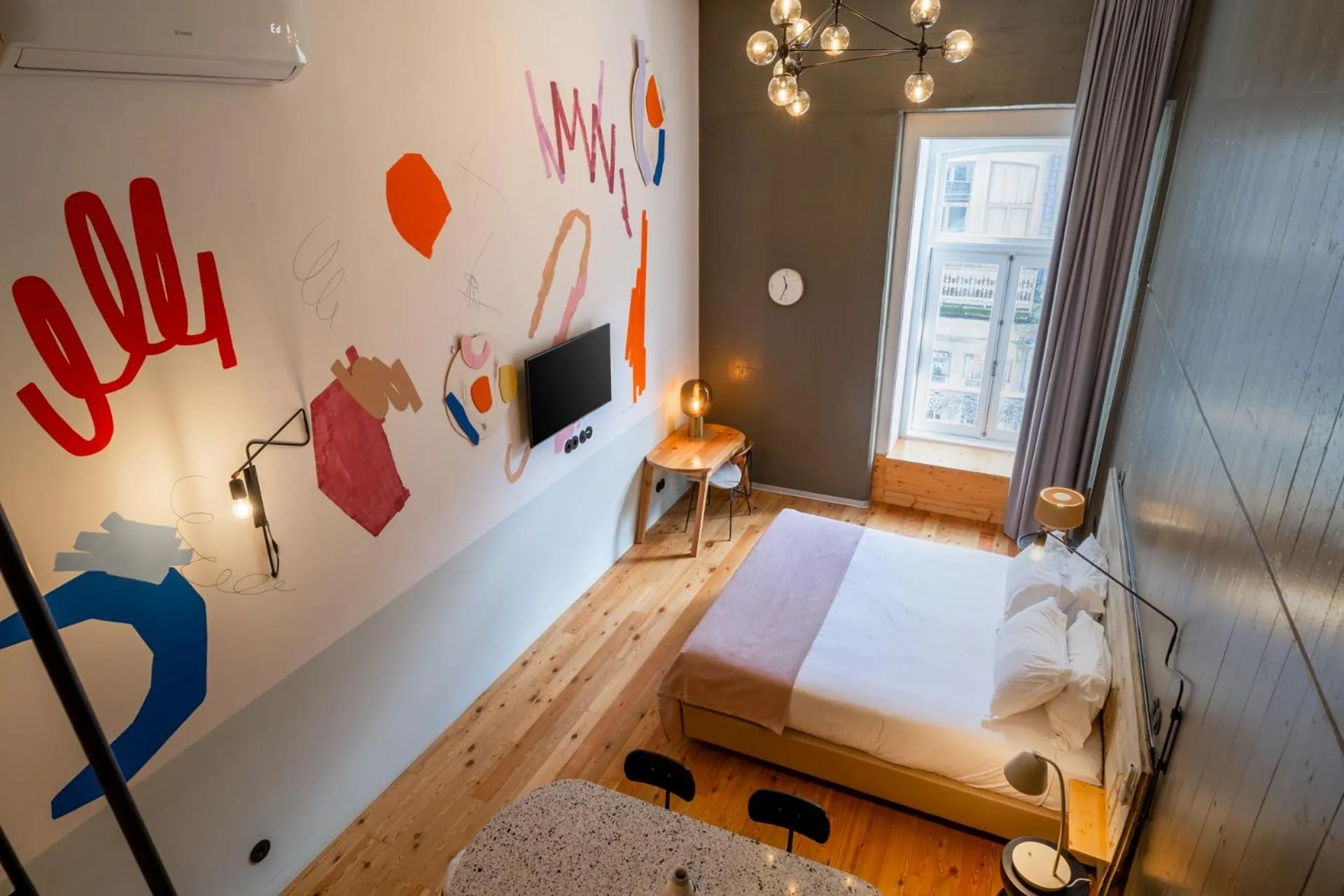 Bed in Limehome Porto Rua da Conceicao