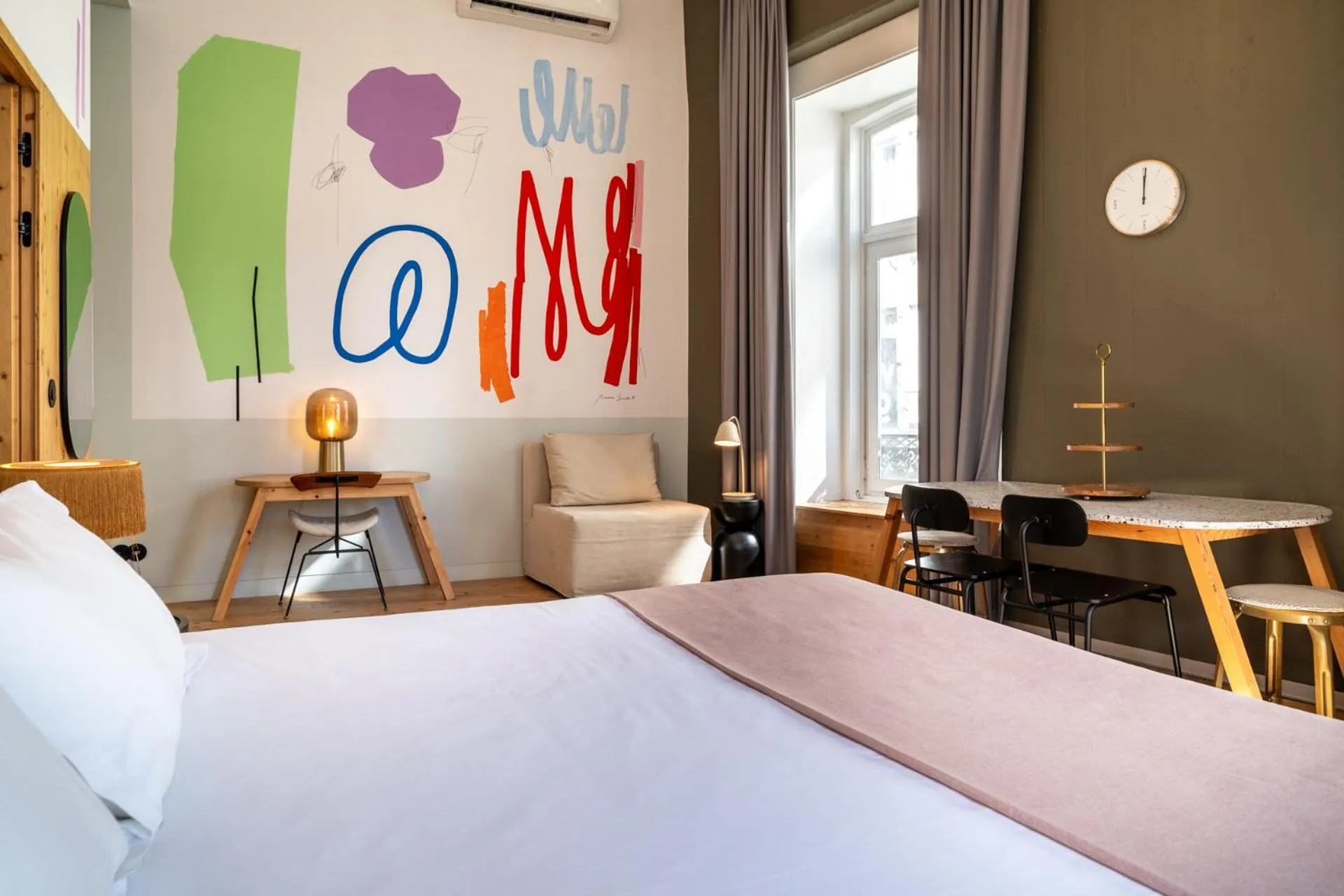 Bed in Limehome Porto Rua da Conceicao