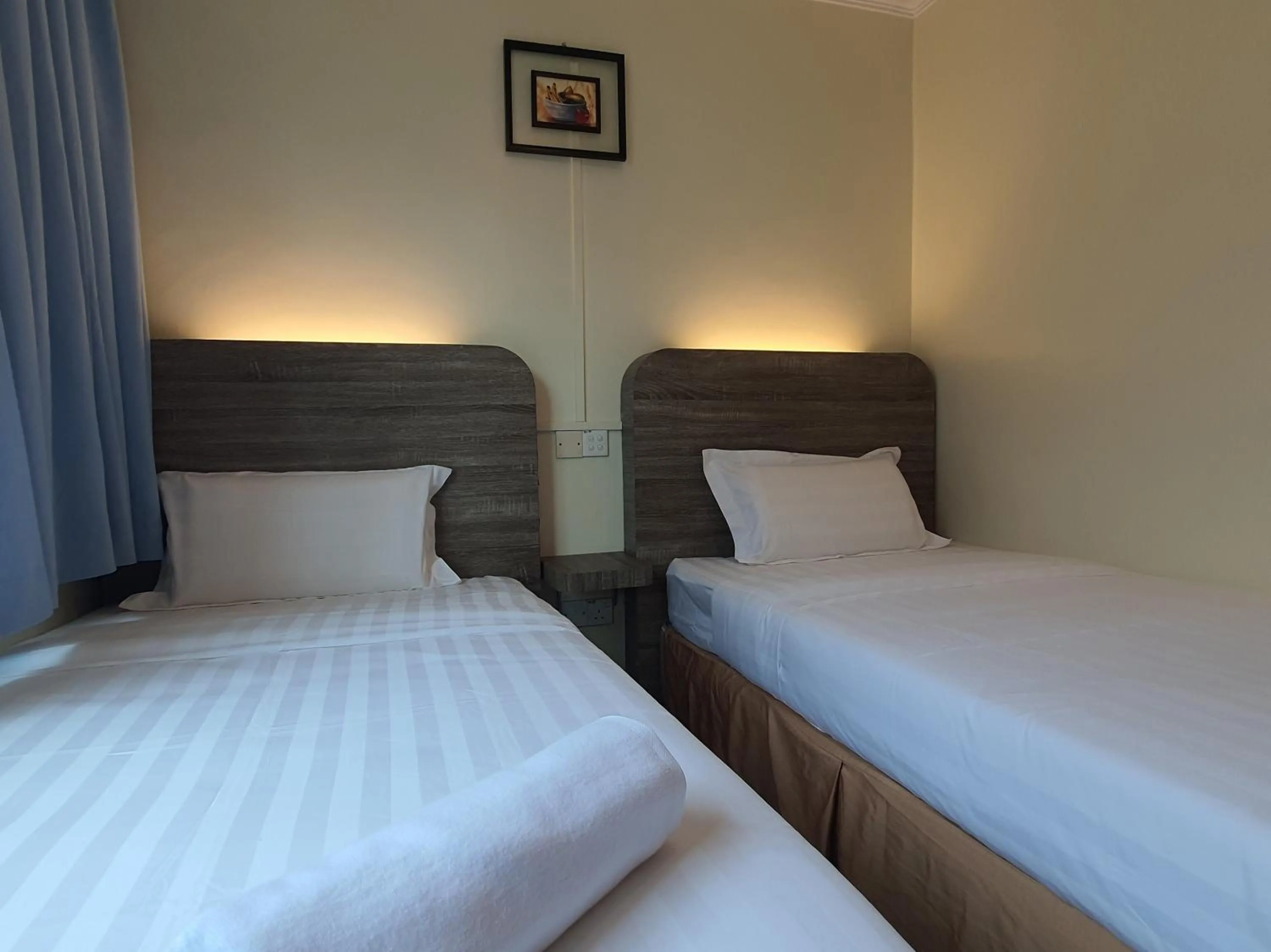 Bedroom, Bed in Capital O 90939 Sandakan Central Hotel