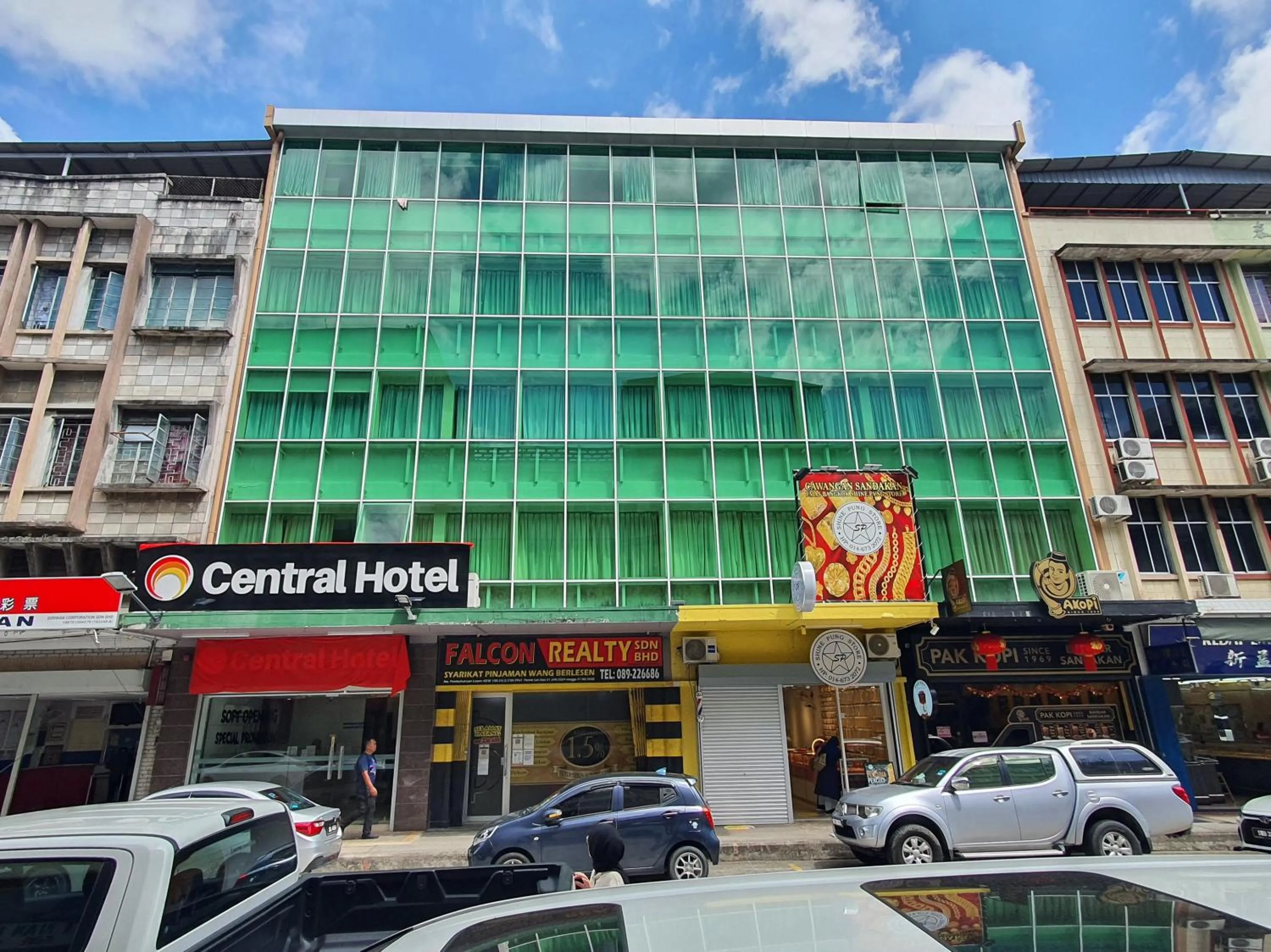 Facade/entrance in Capital O 90939 Sandakan Central Hotel