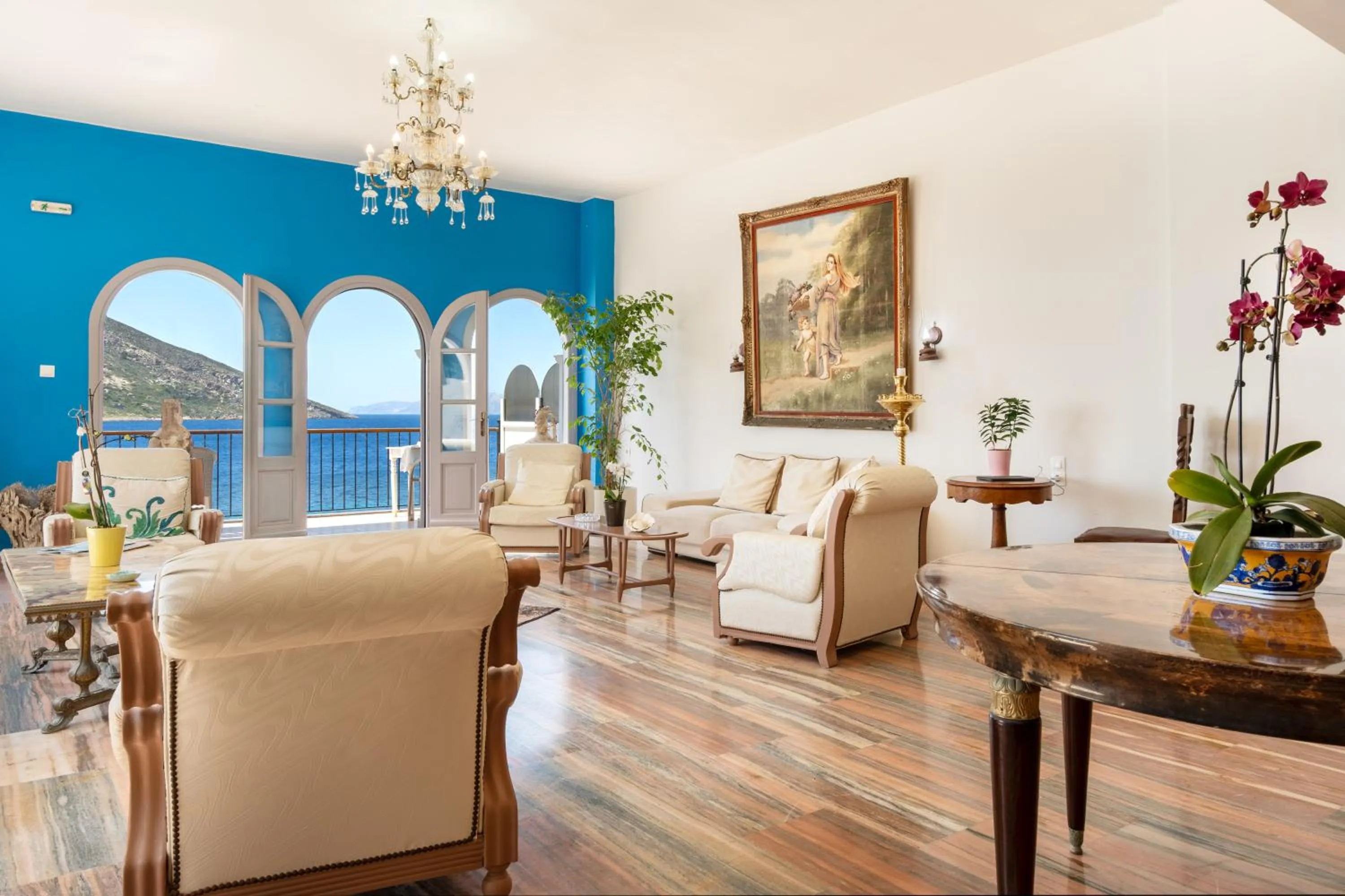 Living room in MasouriBlu Boutique Hotel