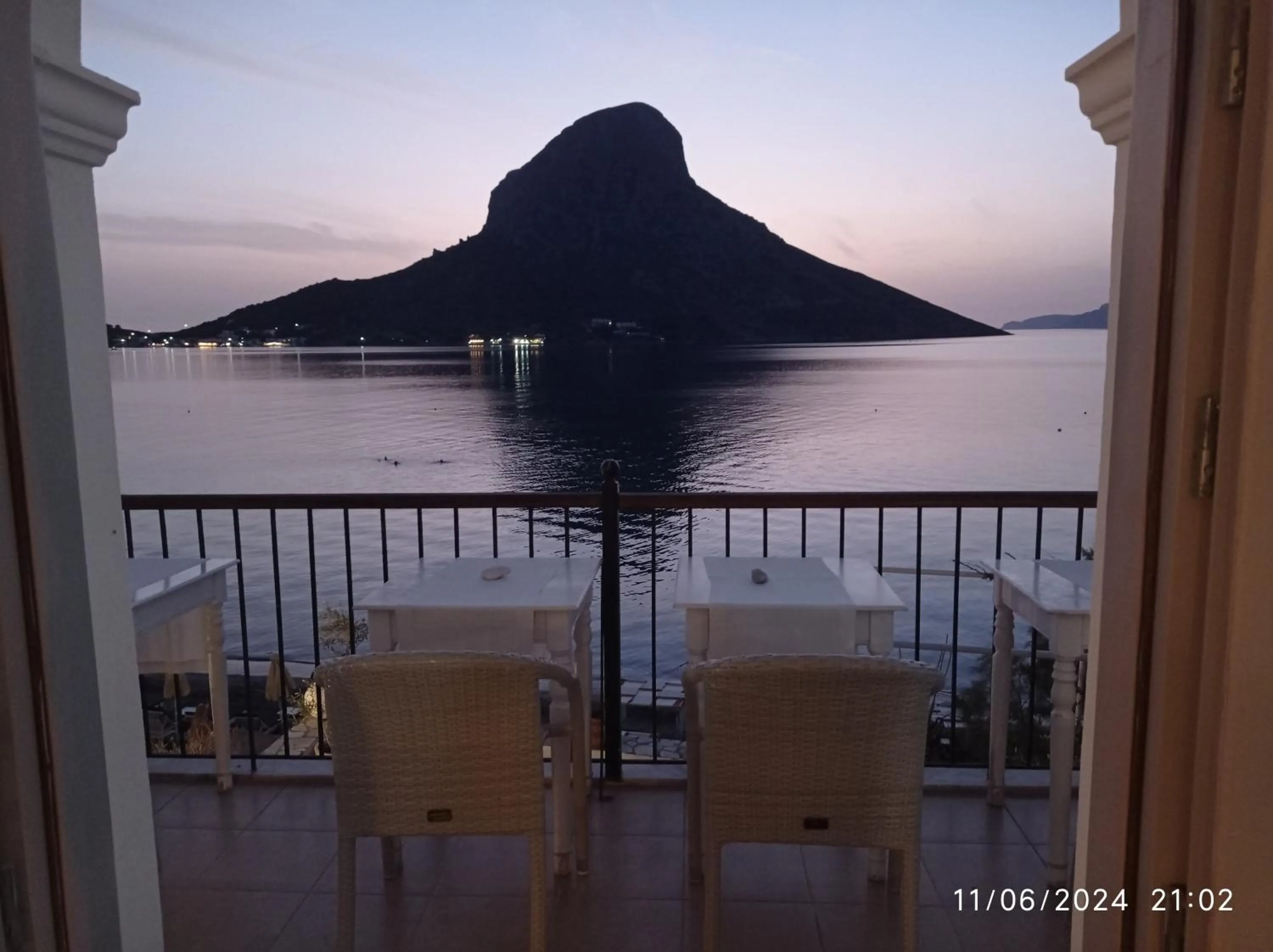 Breakfast in MasouriBlu Boutique Hotel