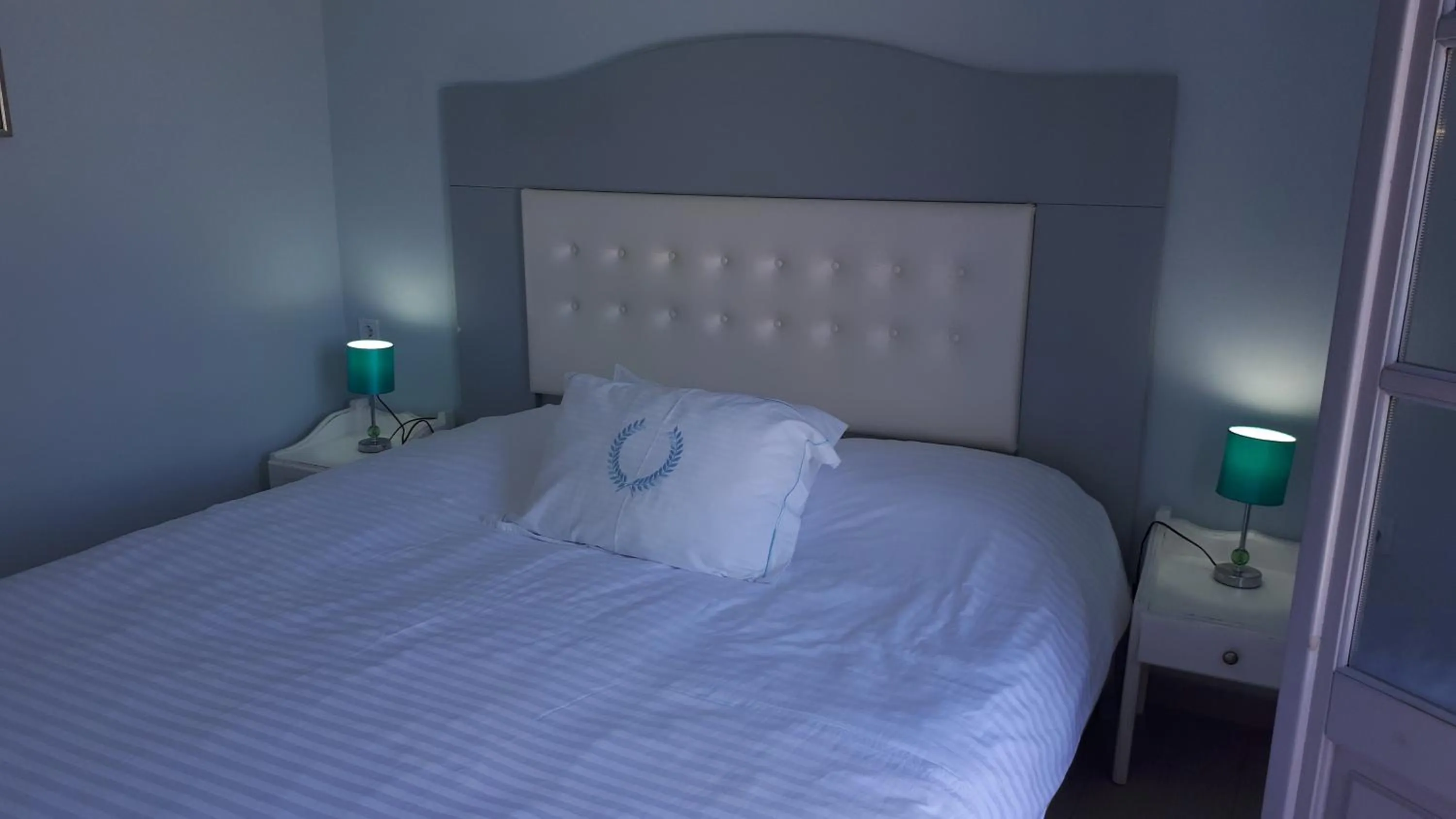Bed in MasouriBlu Boutique Hotel