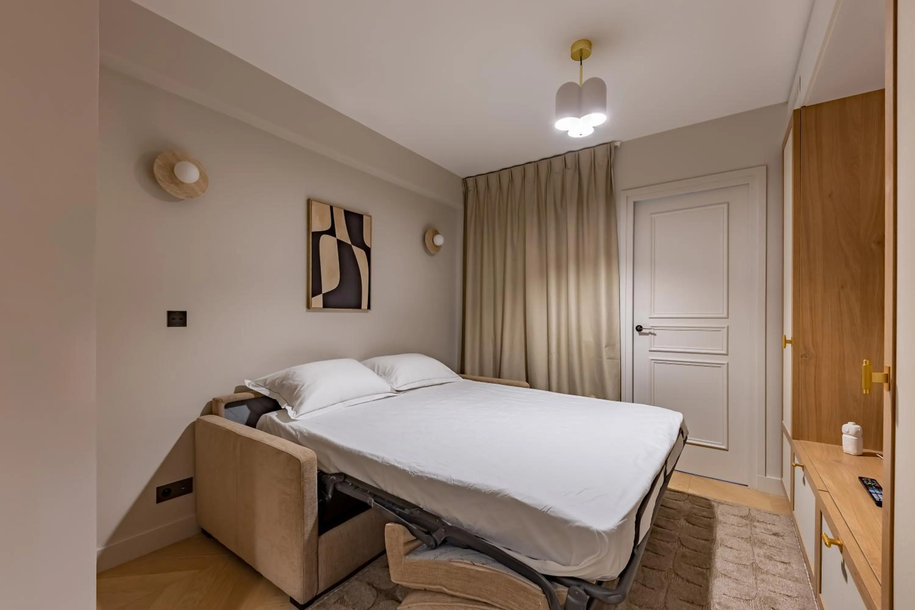 Living room, Bed in Quartier Libre Opera
