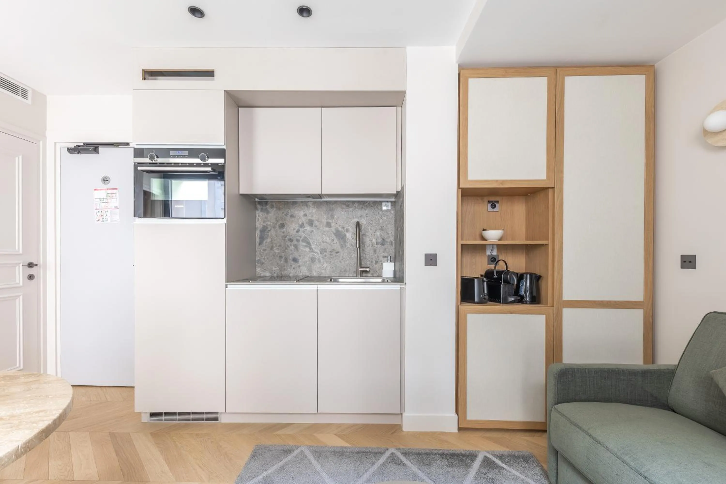 Kitchen or kitchenette in Quartier Libre Opera