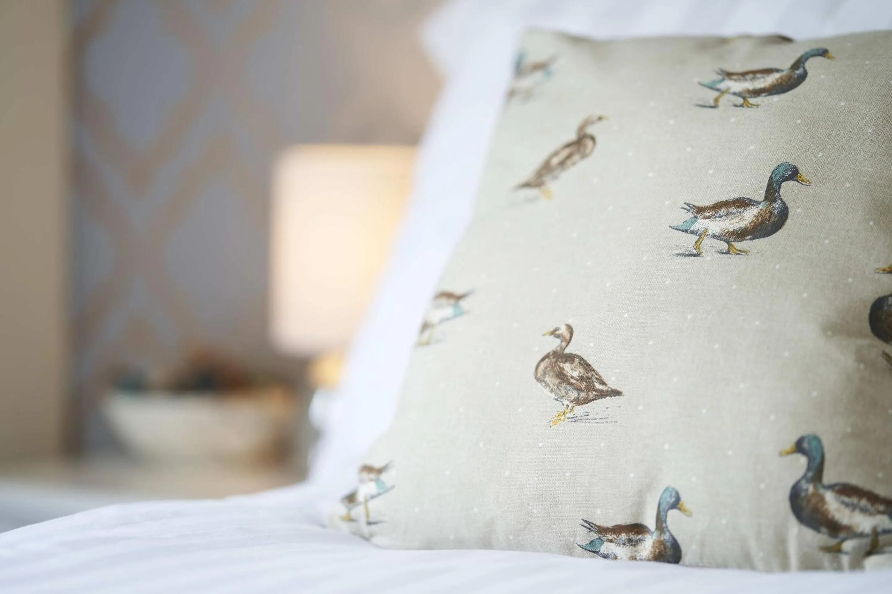 Bedroom, Bed in The White Hart Hotel