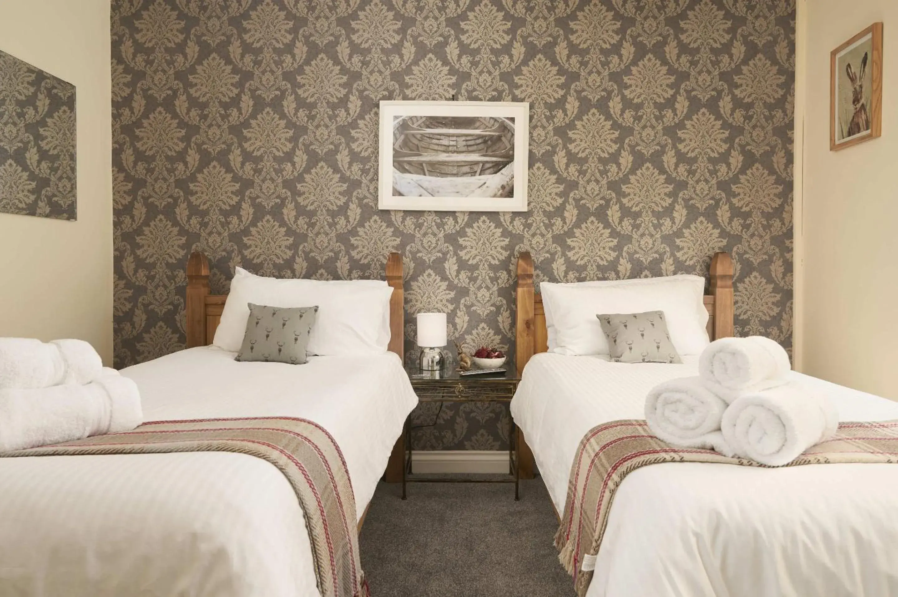 Standard Twin Room - single occupancy in The White Hart Hotel Standard Twin Room - single occupancy in The White Hart Hotel