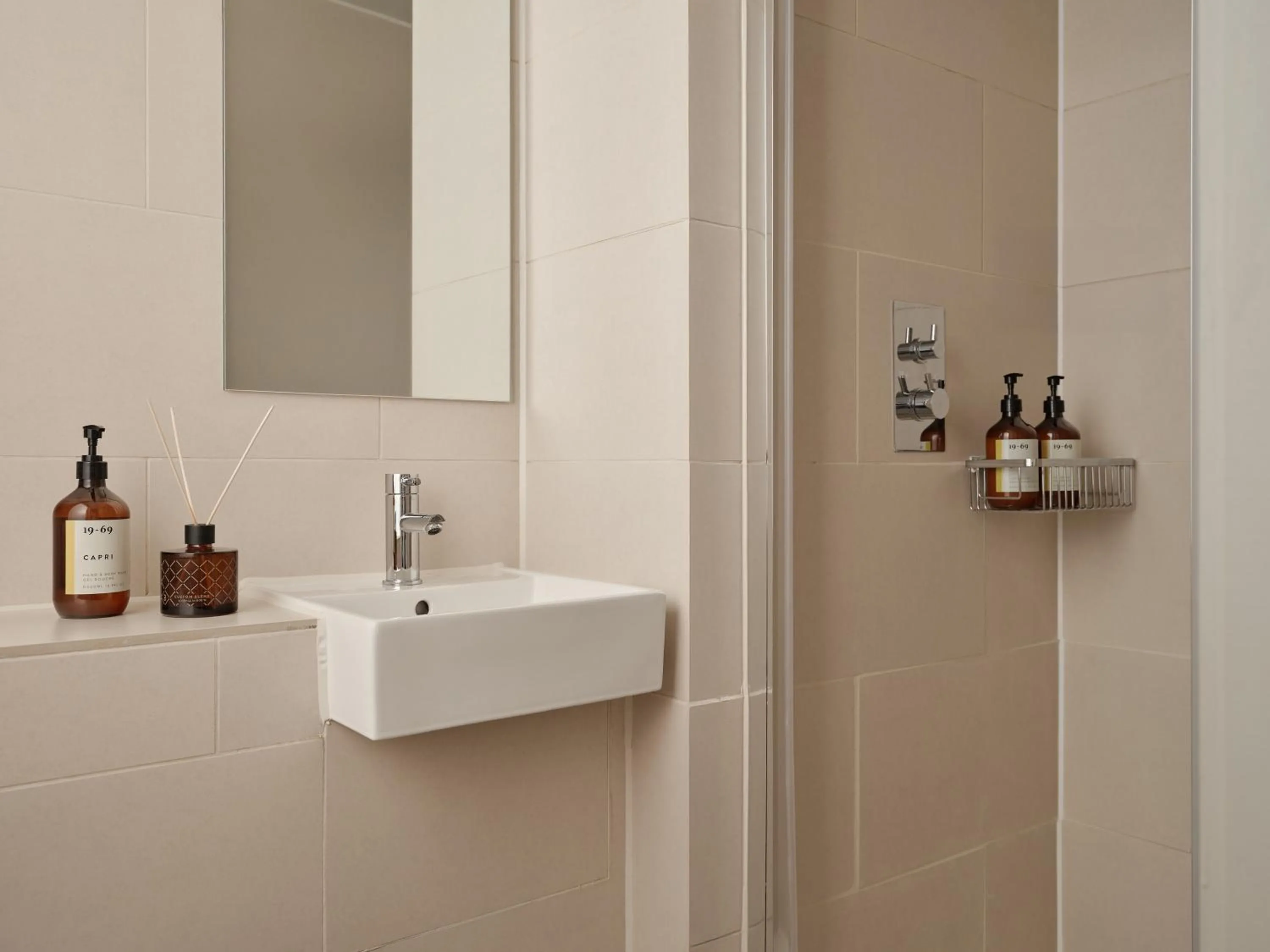 Bathroom in Bob W London Kensington