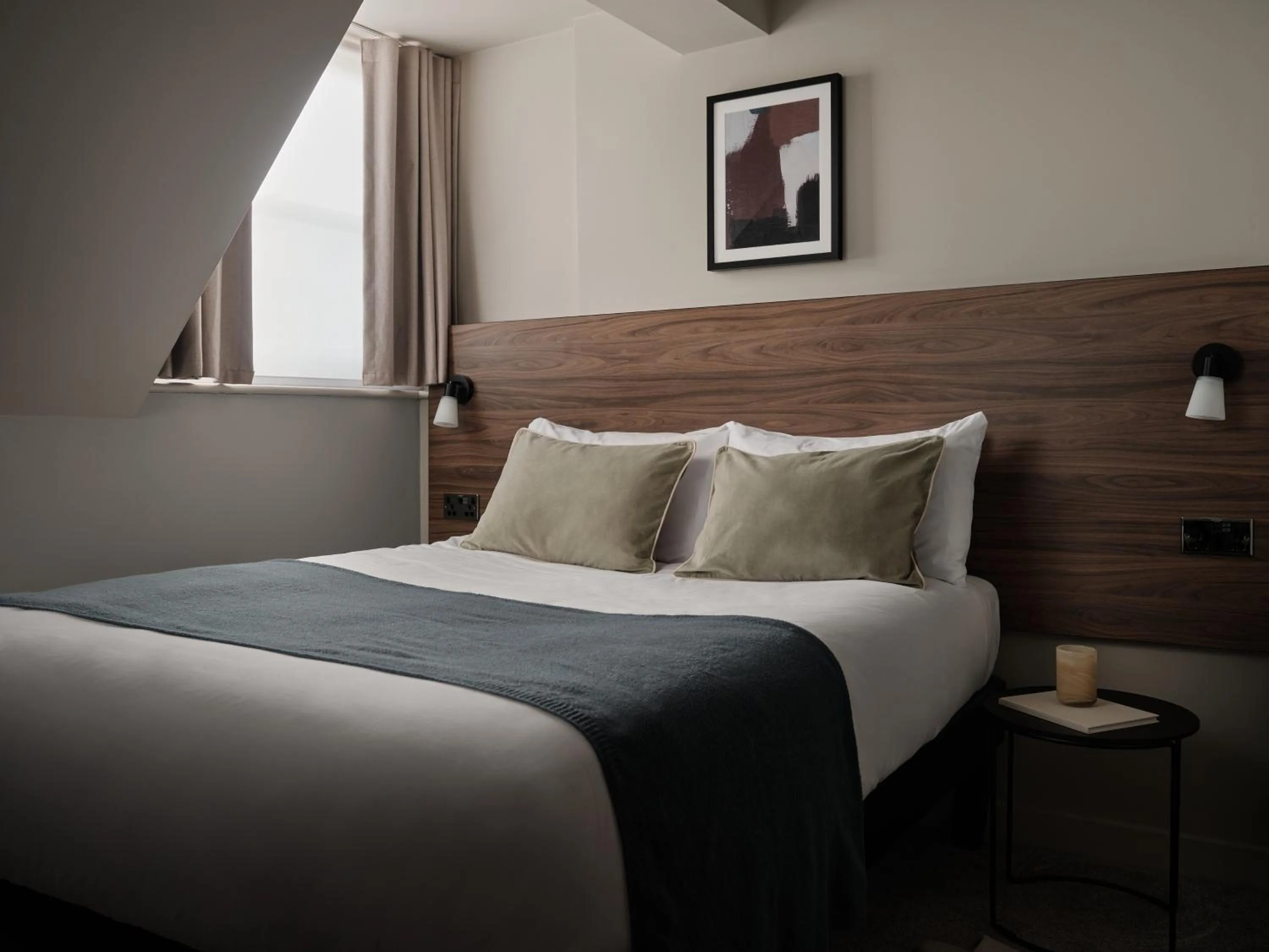 Bed in Bob W London Kensington