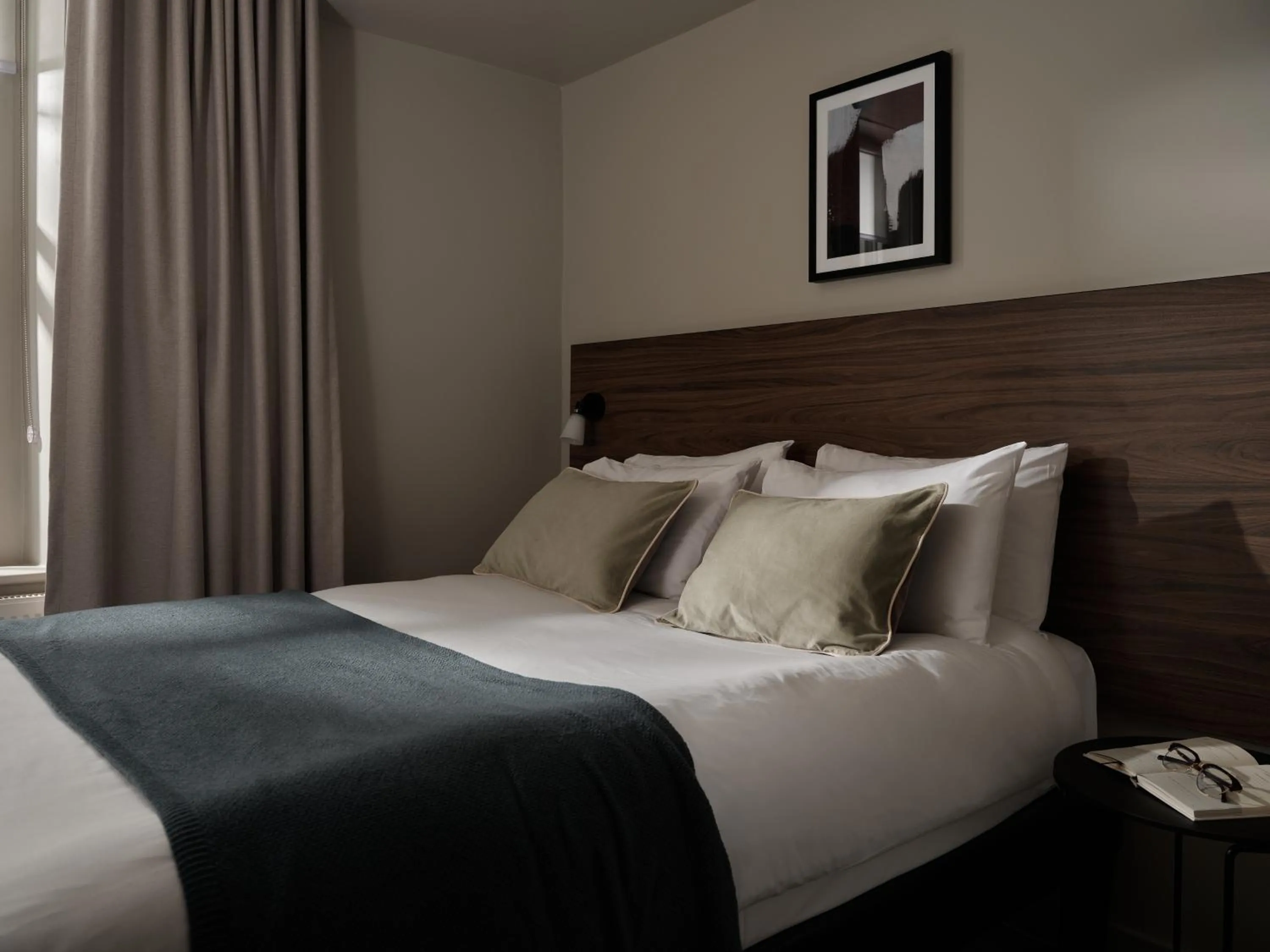 Bed in Bob W London Kensington