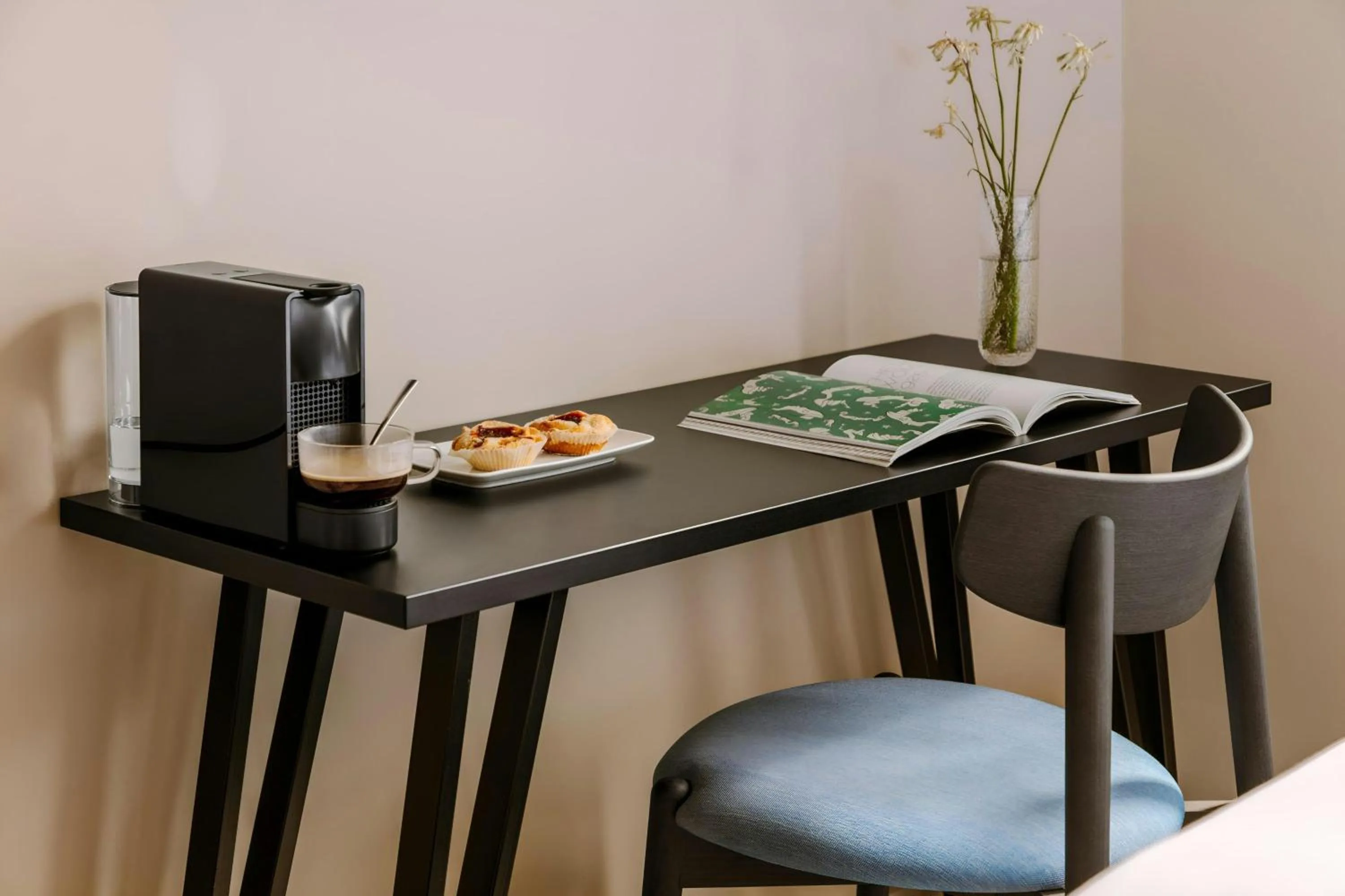 Bedroom in The Gilbert Hotel Kensington, Sonder Hotel by Marriott Bonvoy