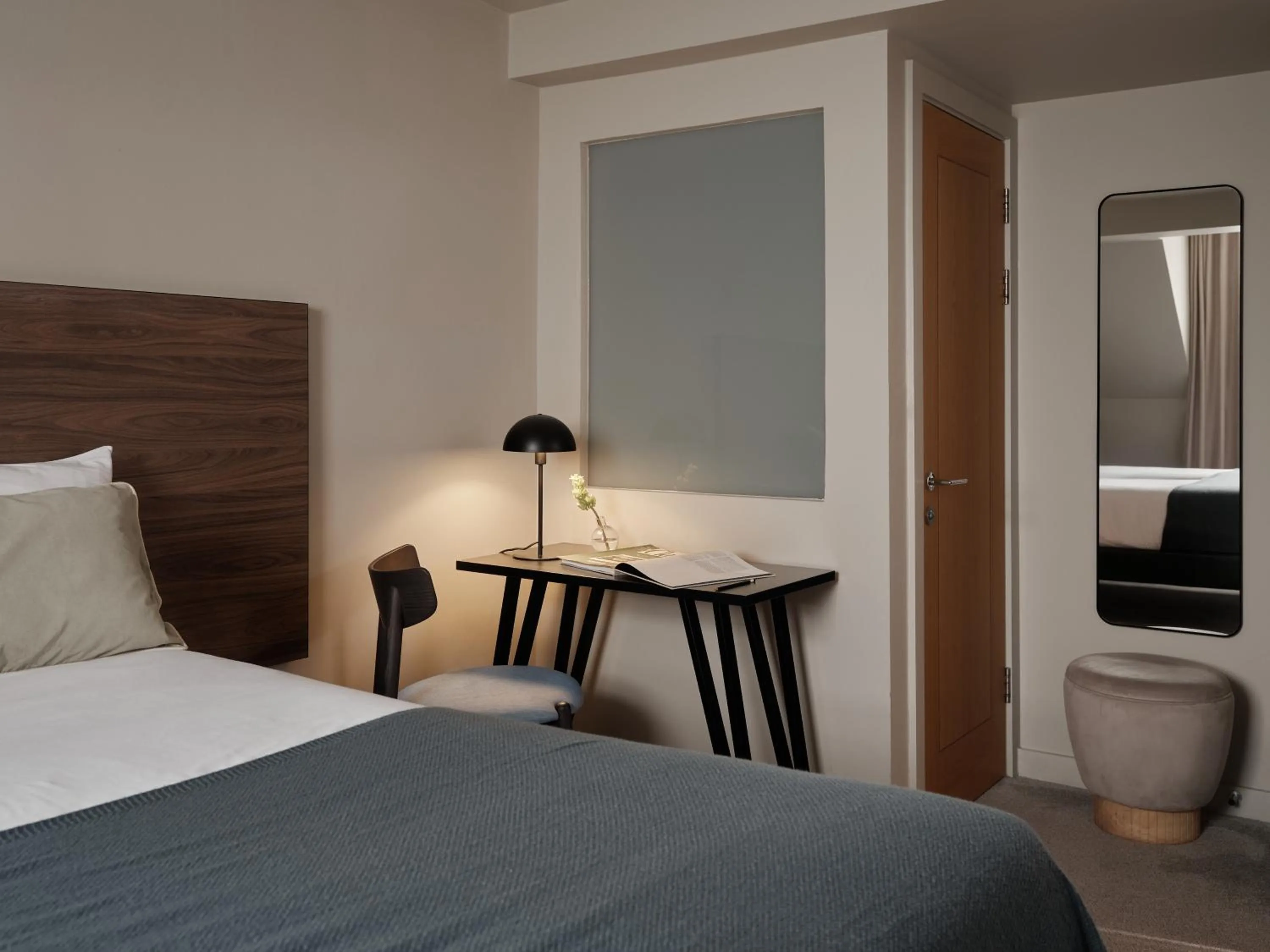 Bed in Bob W London Kensington