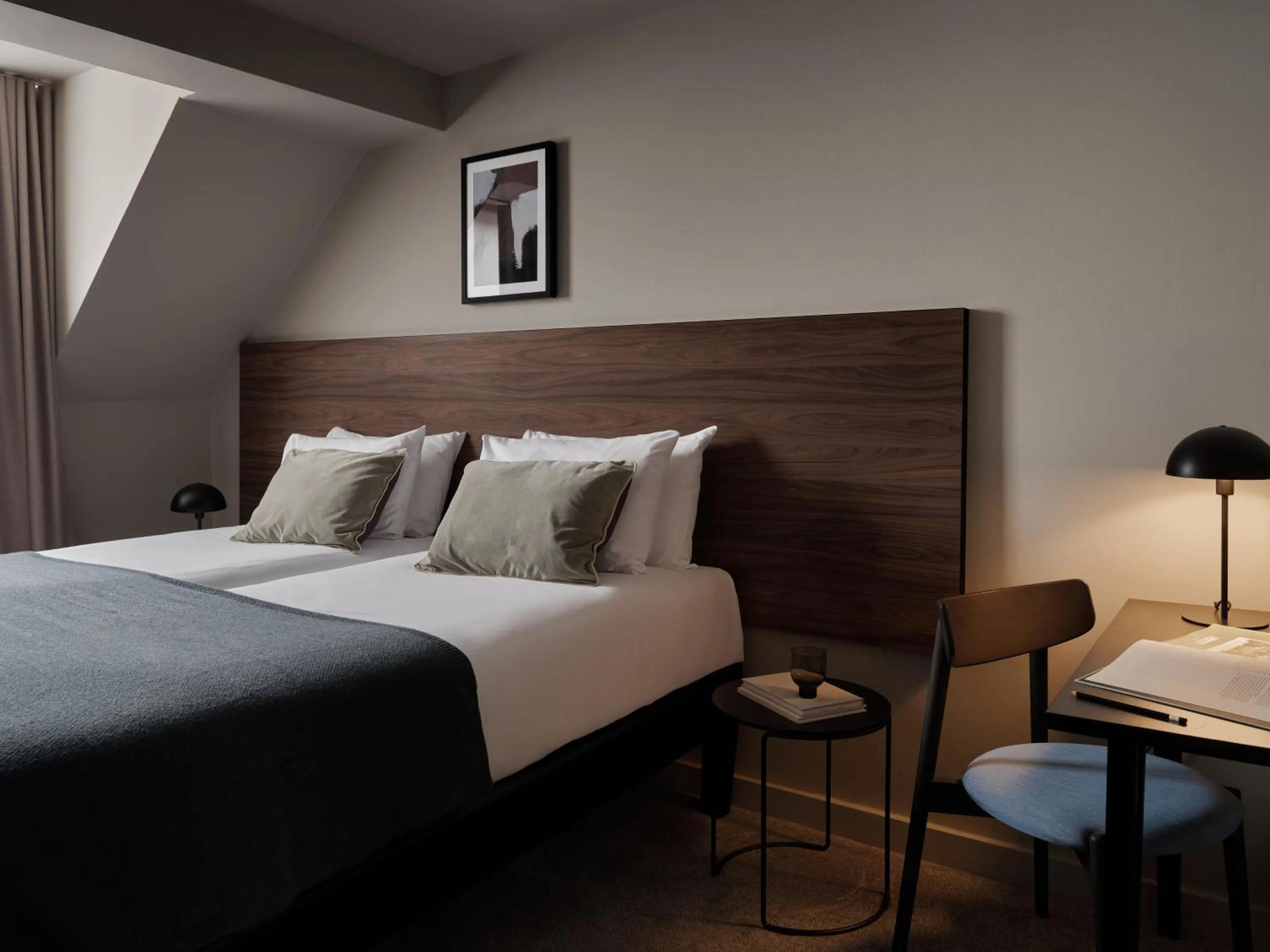 Bed in Bob W London Kensington