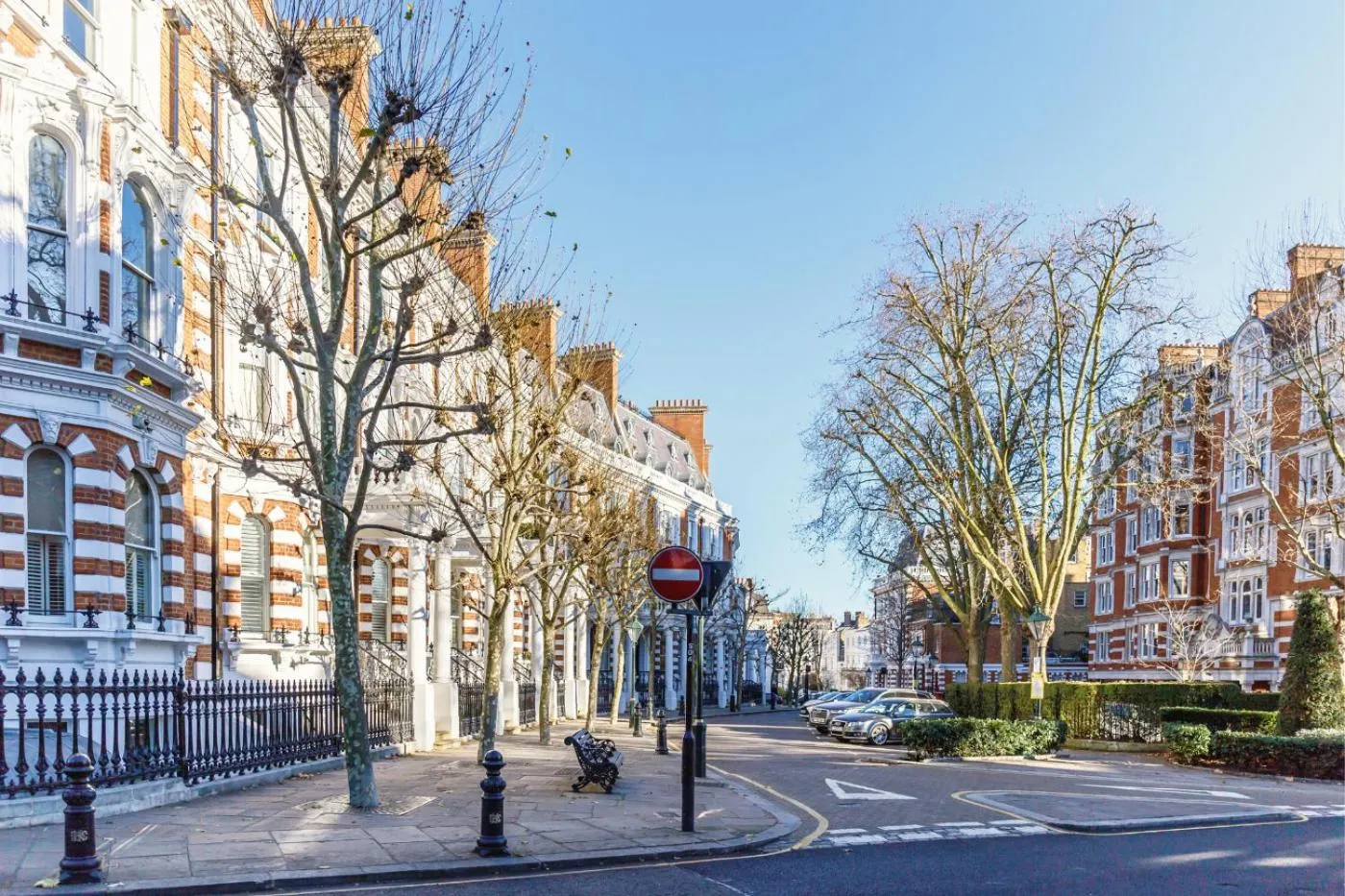 Neighbourhood in Bob W London Kensington