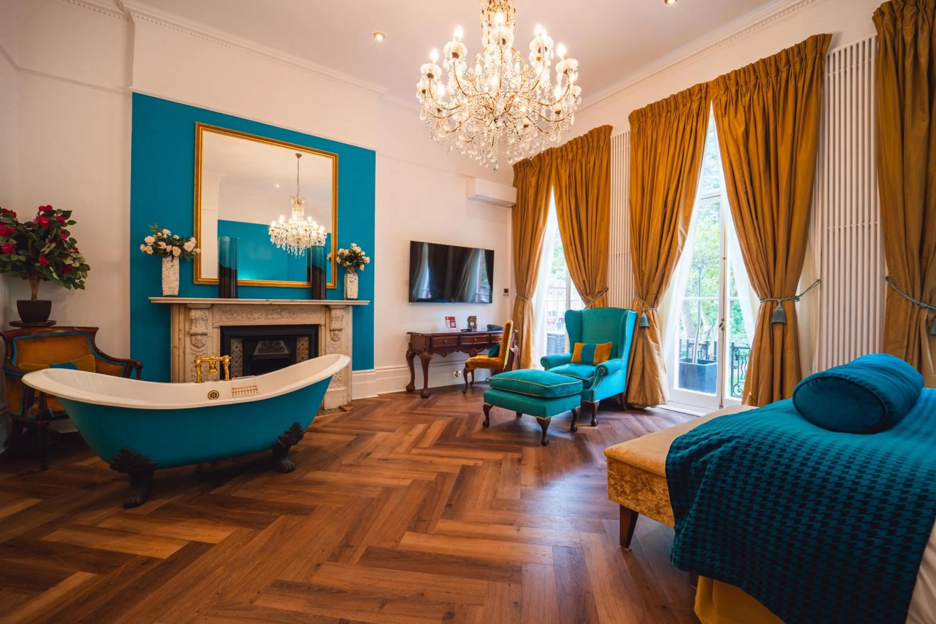 Seating area in Twenty Nevern Square Hotel