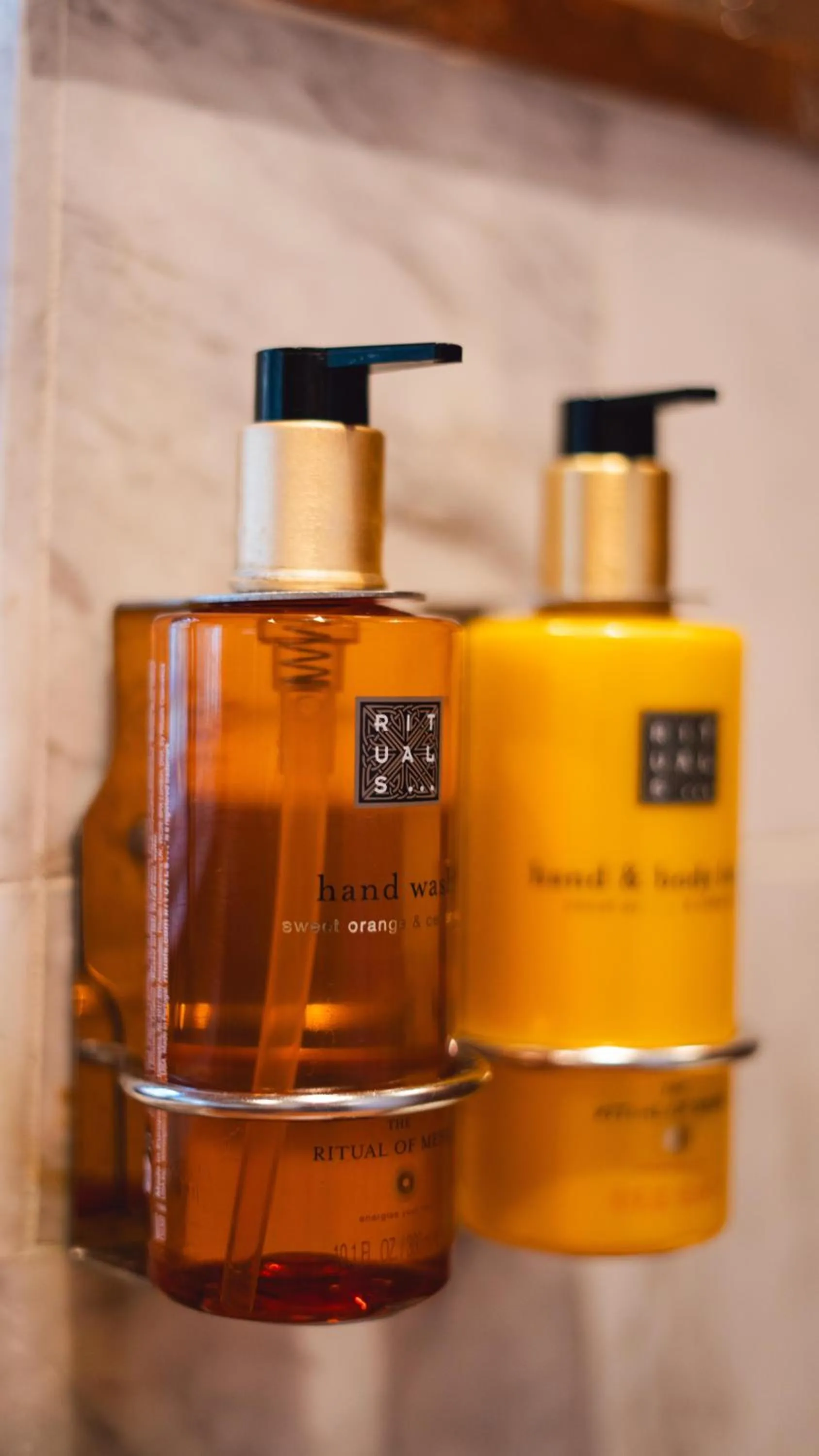 Bathroom in Twenty Nevern Square Hotel