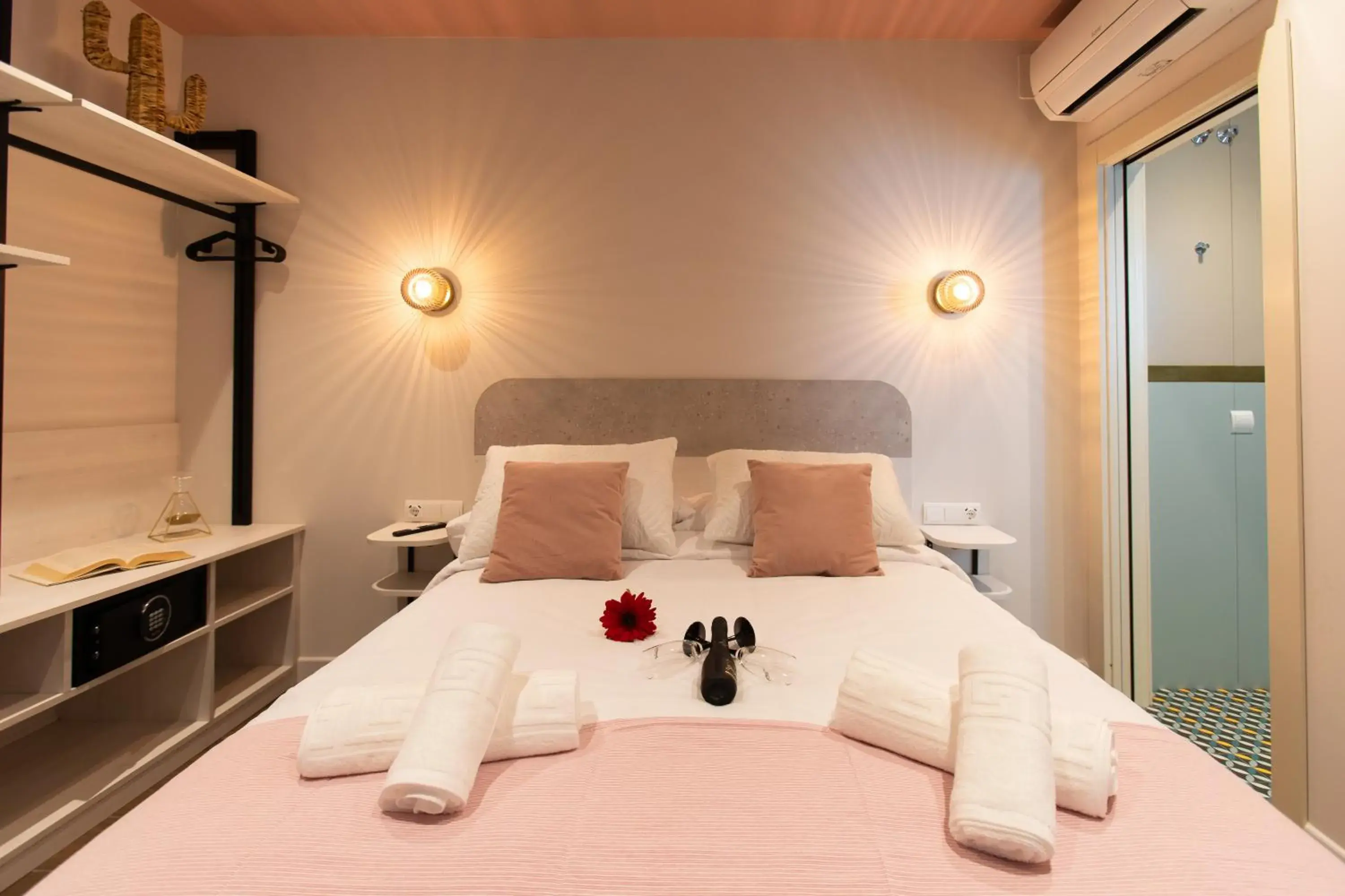 Bed in Boutique Rooms Playa Burriana Bed in Boutique Rooms Playa Burriana