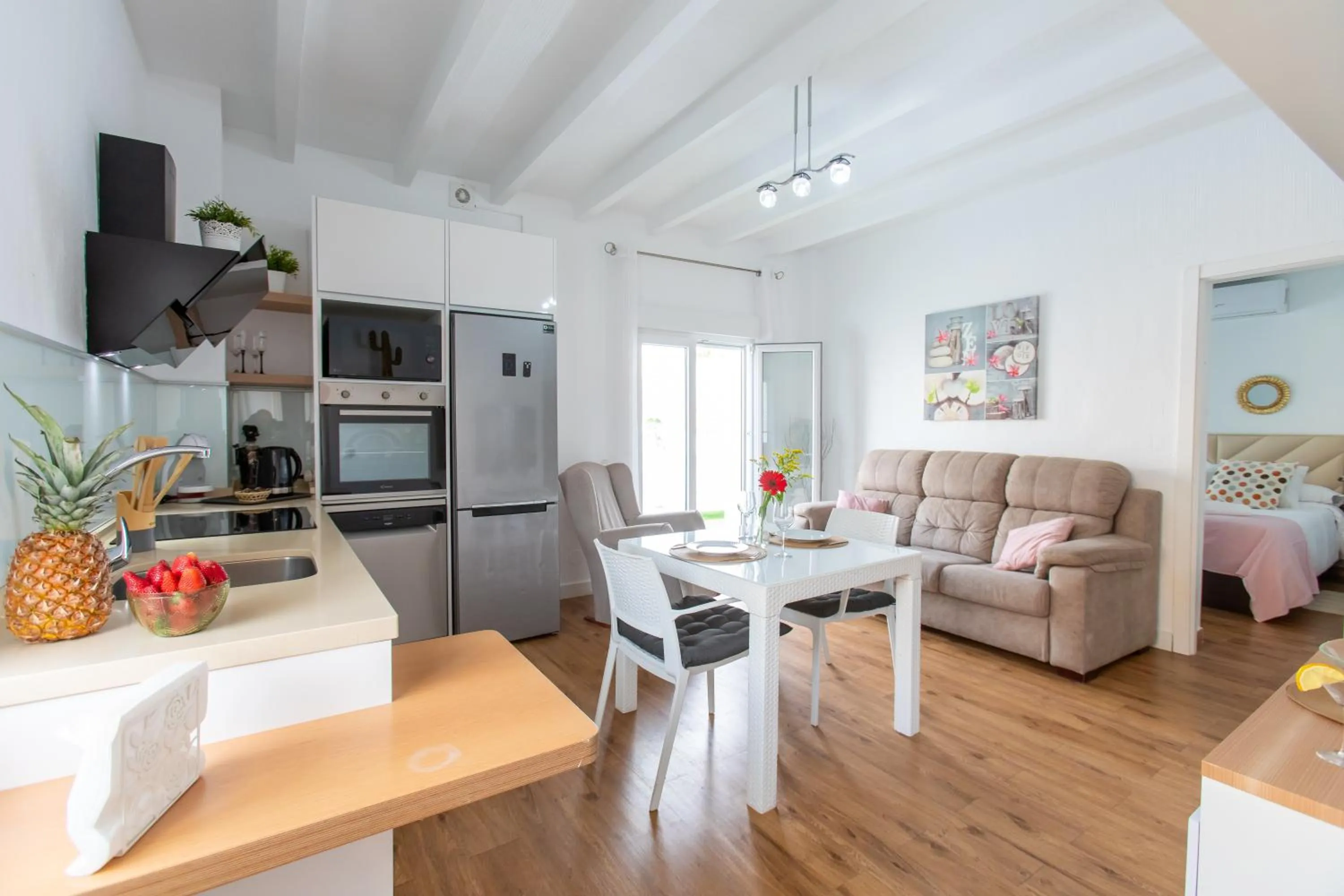 Kitchen or kitchenette in Boutique Rooms Playa Burriana