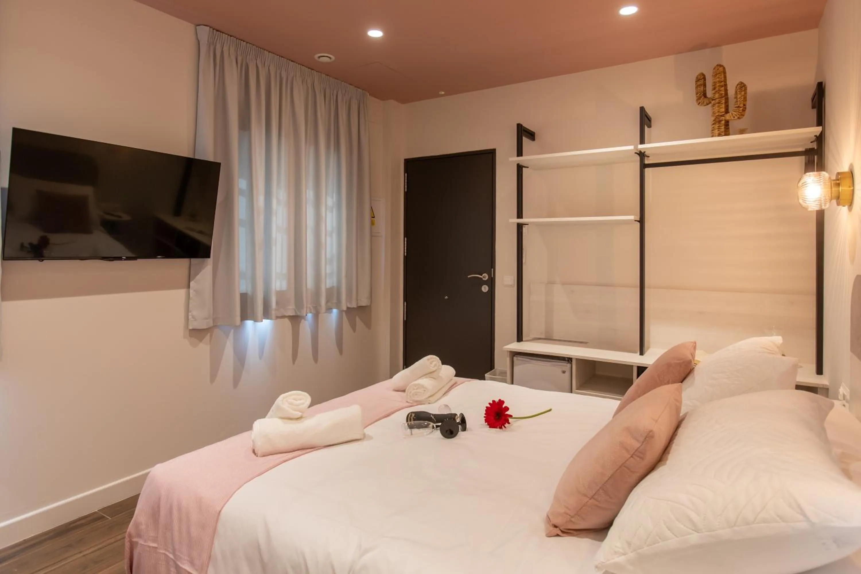Bed in Boutique Rooms Playa Burriana