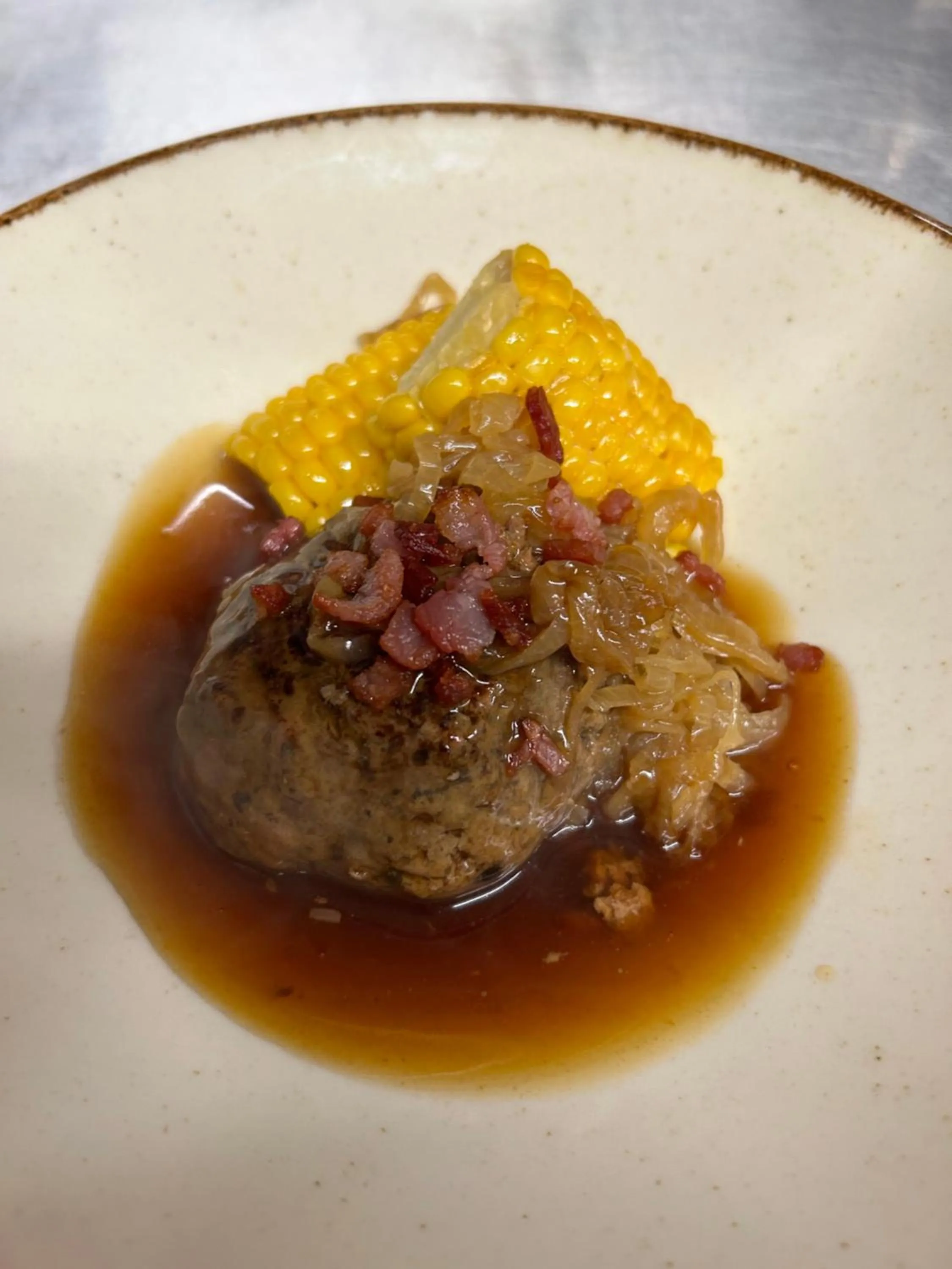 Corinium Hotel & Restaurant