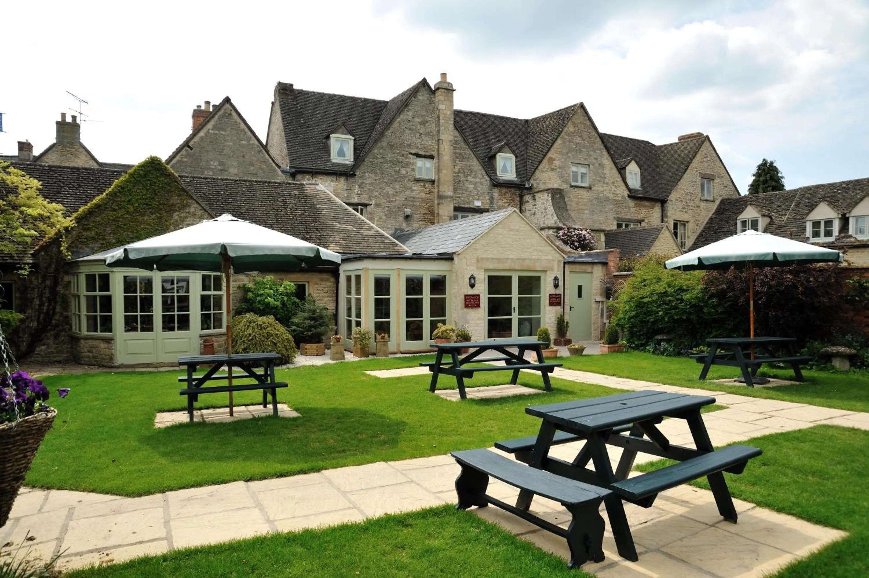 Facade/entrance in Corinium Hotel & Restaurant