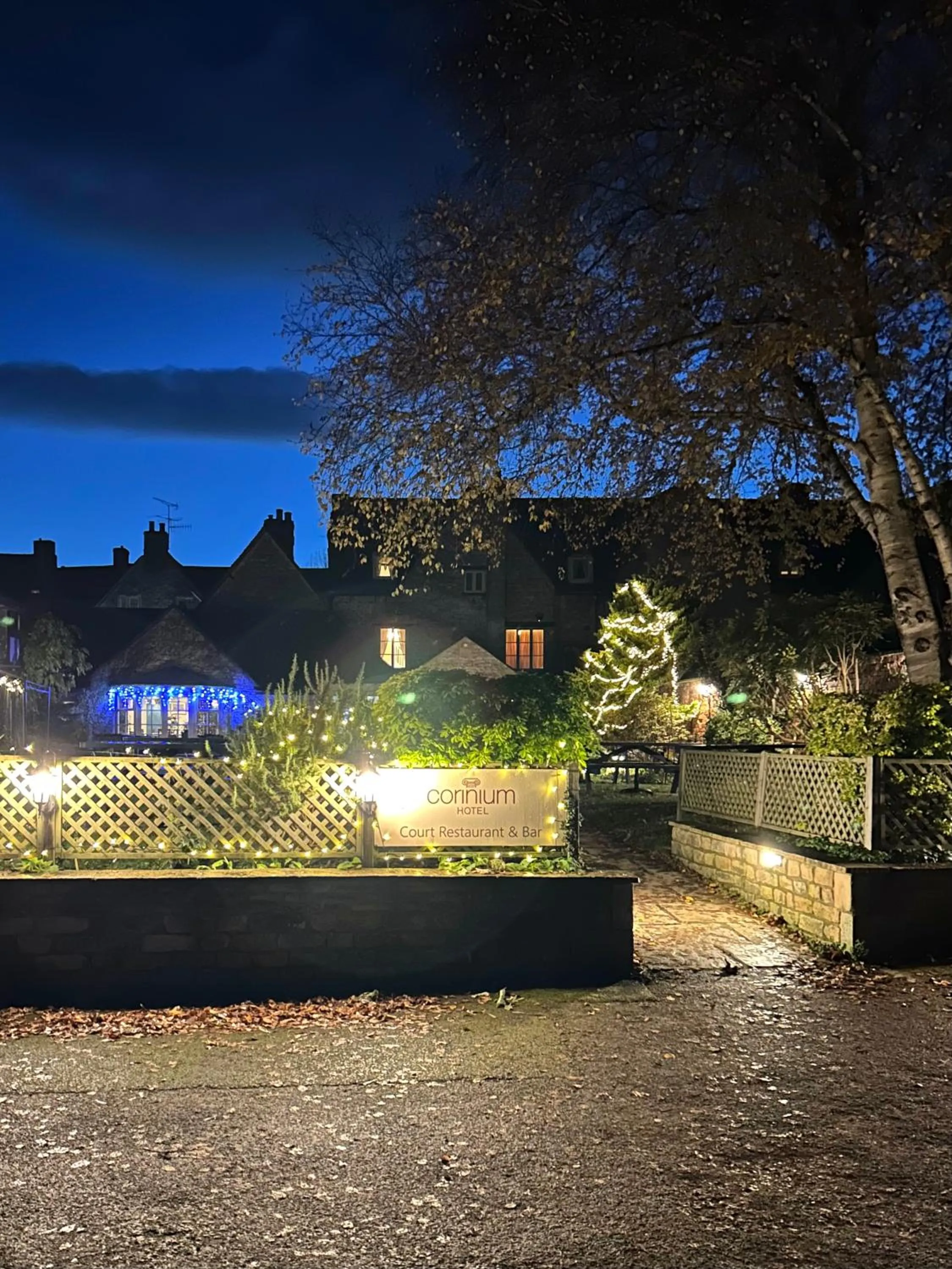 Corinium Hotel & Restaurant