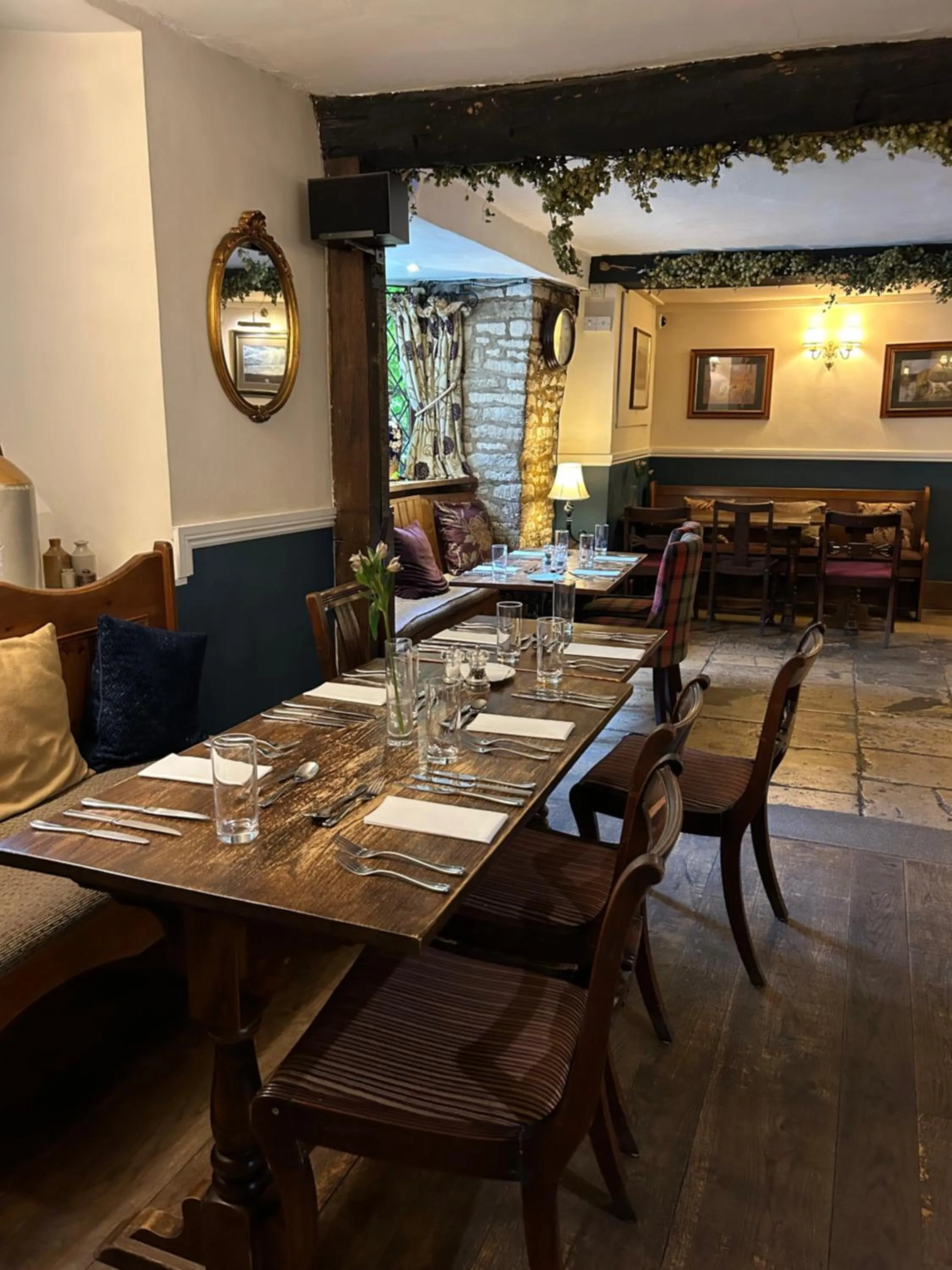 Corinium Hotel & Restaurant