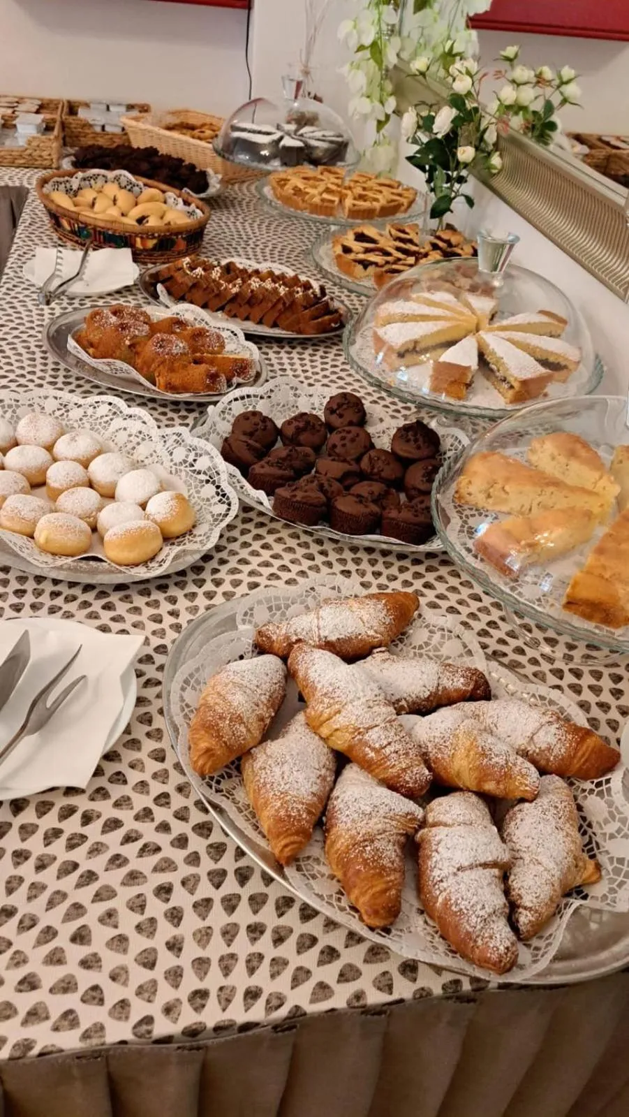 Breakfast in Hotel Napoleon