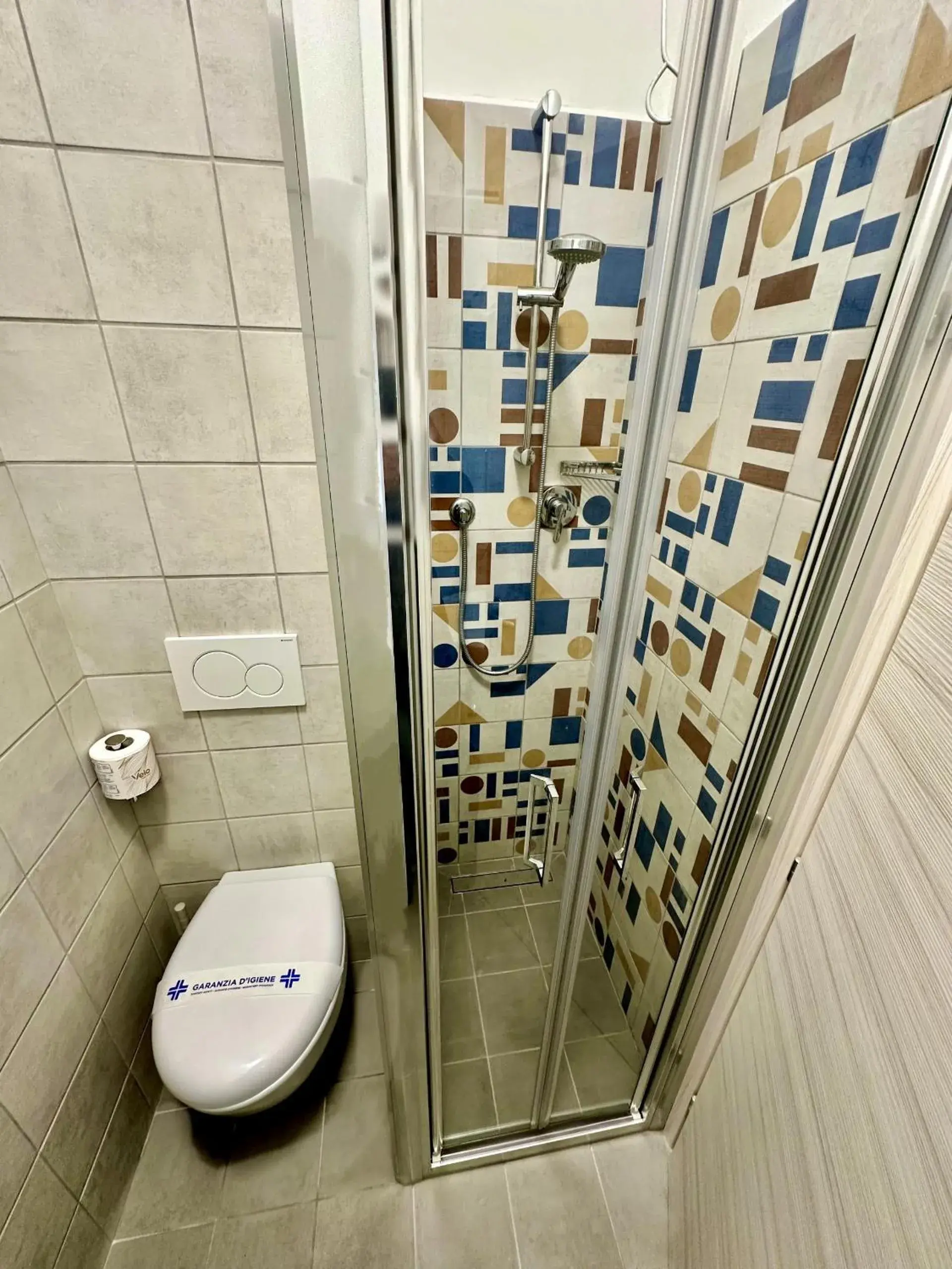 Economy Twin Room in Hotel Napoleon Economy Twin Room in Hotel Napoleon