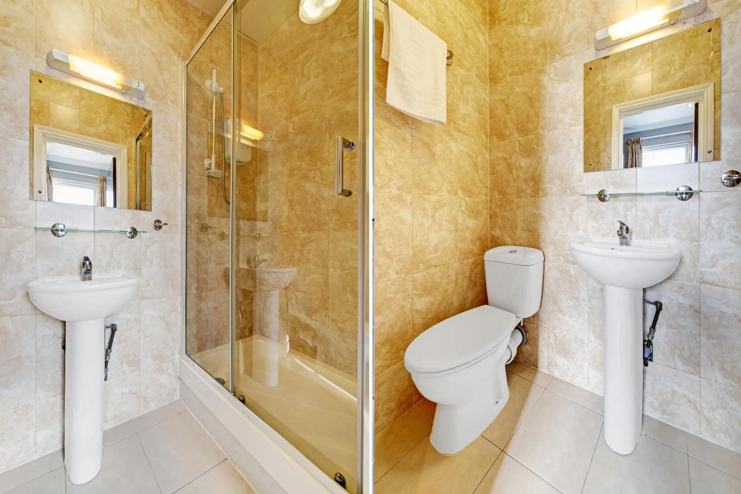 Bathroom in OYO Bostons Manor Hotel, Hanwell London