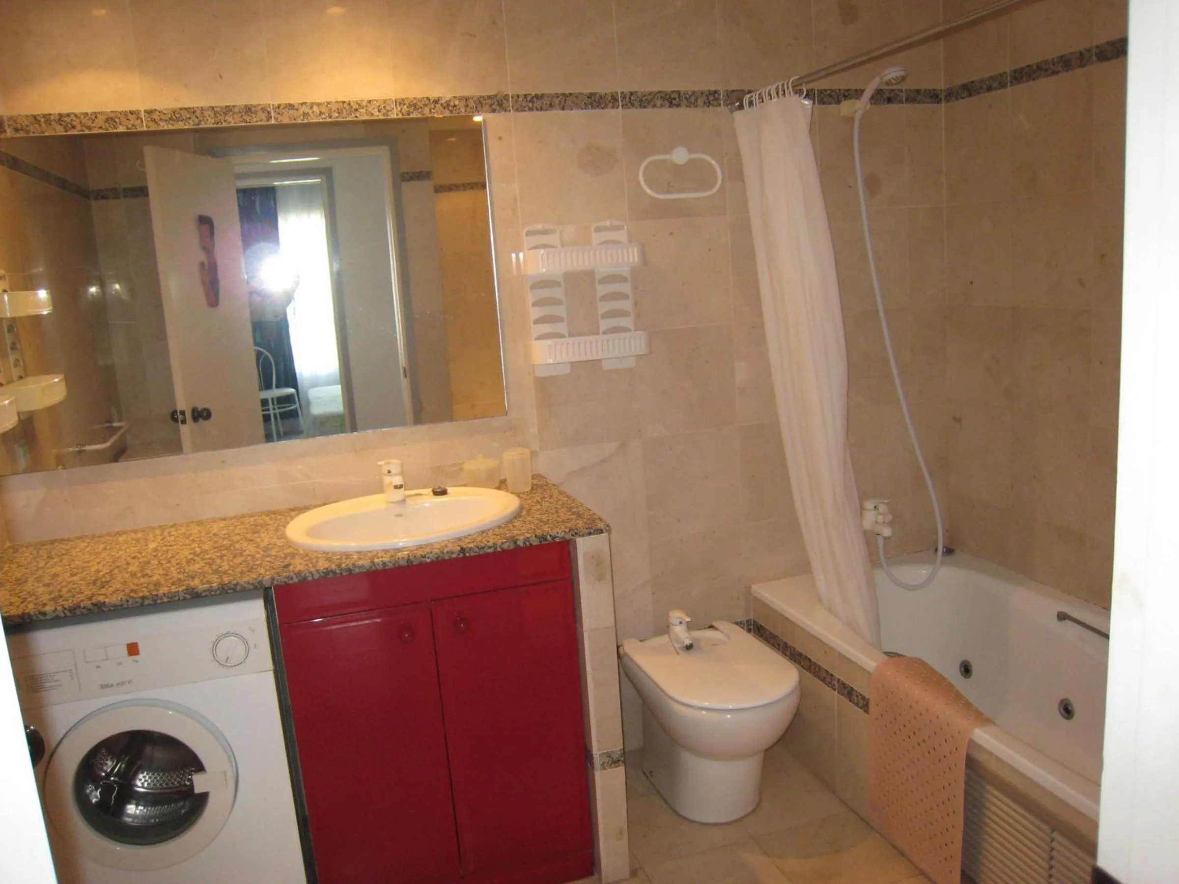 Apartamento de lujo con piscina y parking, admite mascotas - ES-323-15