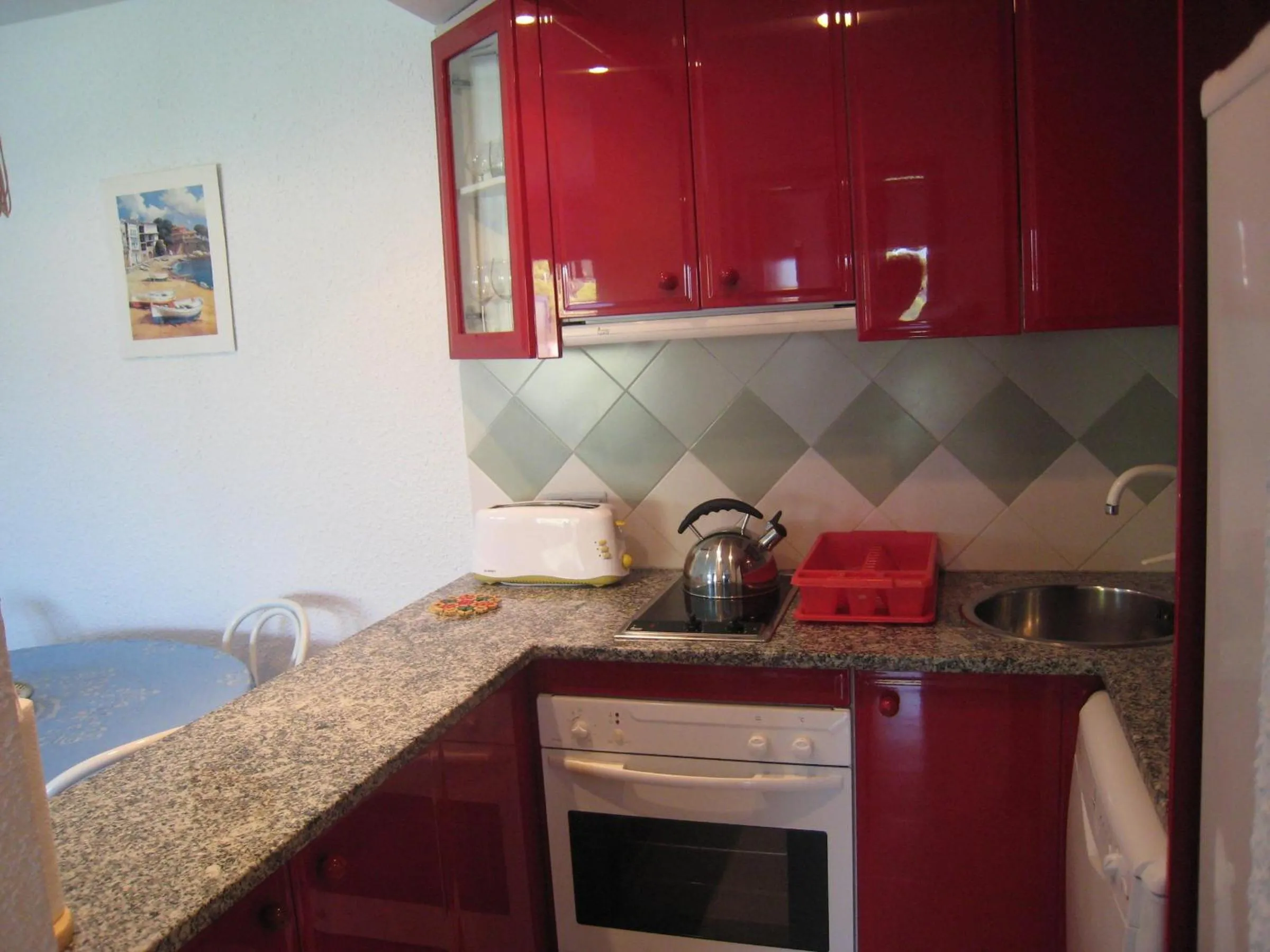 Apartamento de lujo con piscina y parking, admite mascotas - ES-323-15