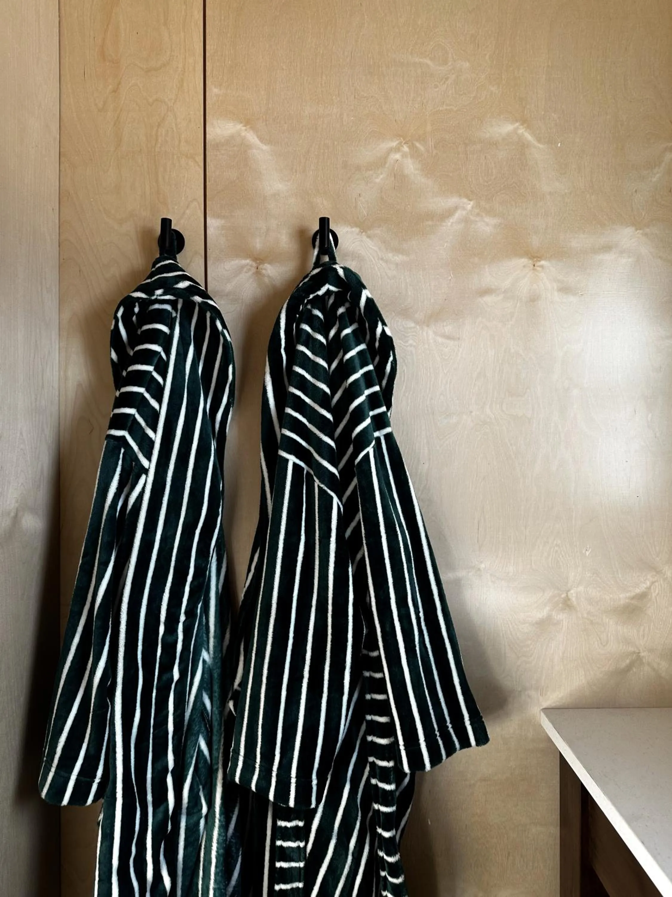 Bathroom in Yellowstone Peaks Hotel